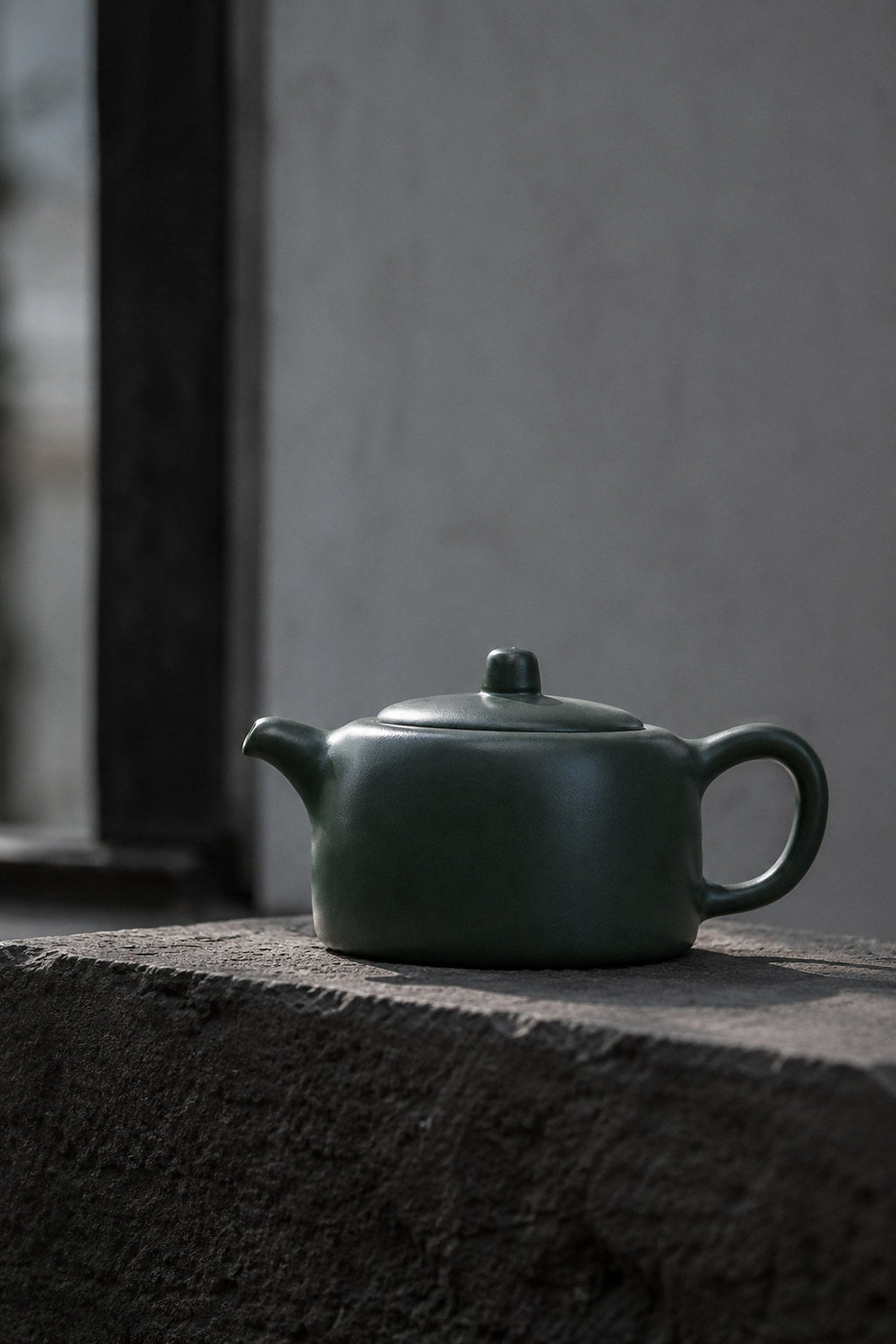 Handmade Jinglan Yixing Zisha Teapot – Luni Clay, 120ml