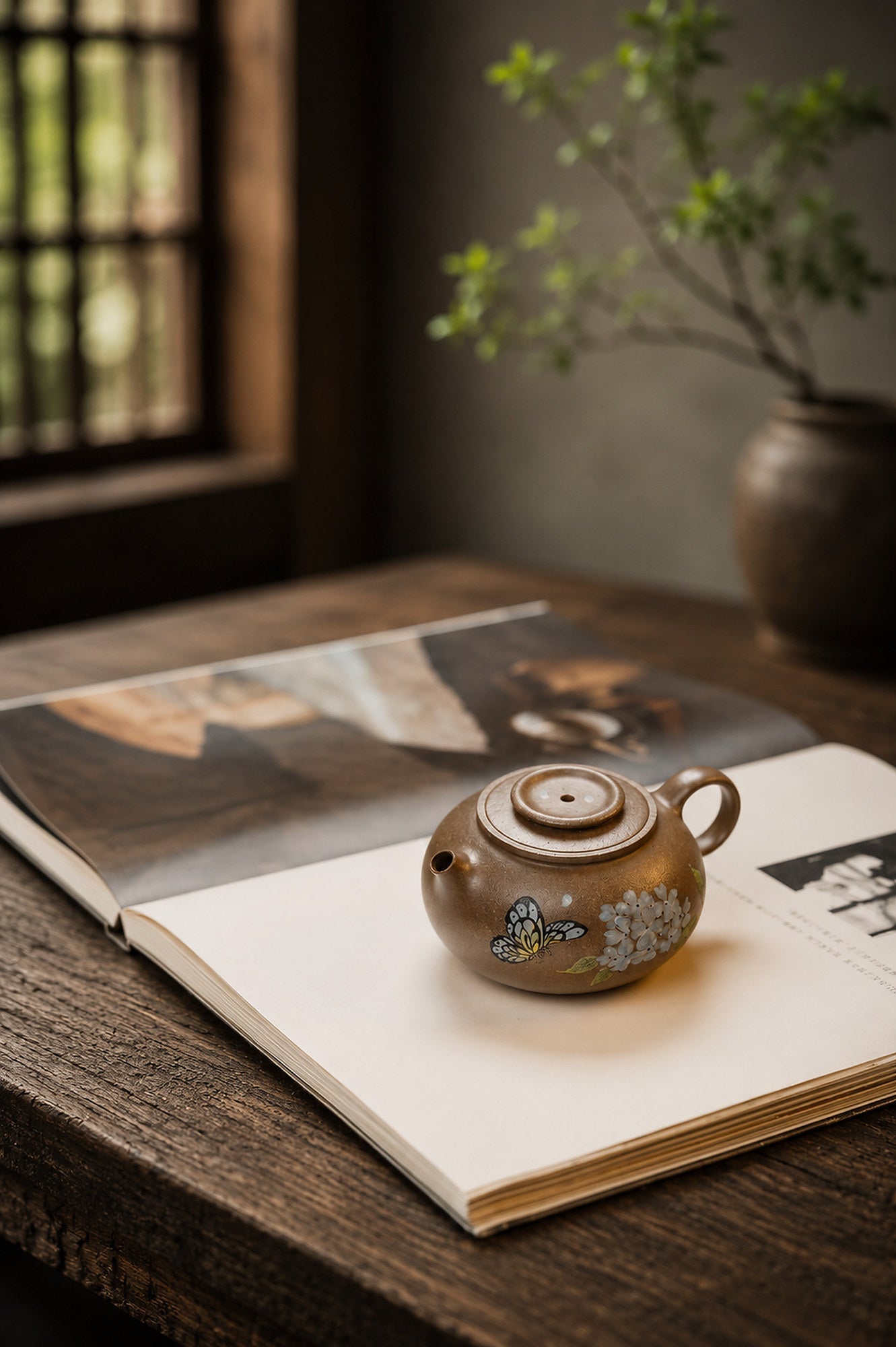 Ju Lun Yixing Zisha Teapot – Qing Jiangponi Clay, 90ml