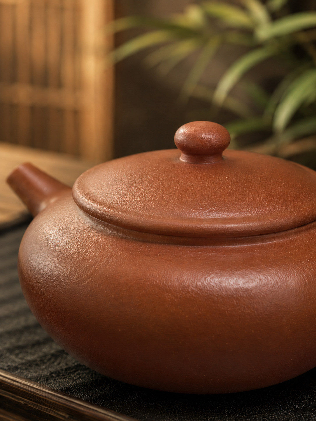 Handmade Lian Deng Yixing Zisha Teapot – Jiangponi Clay, 130ml