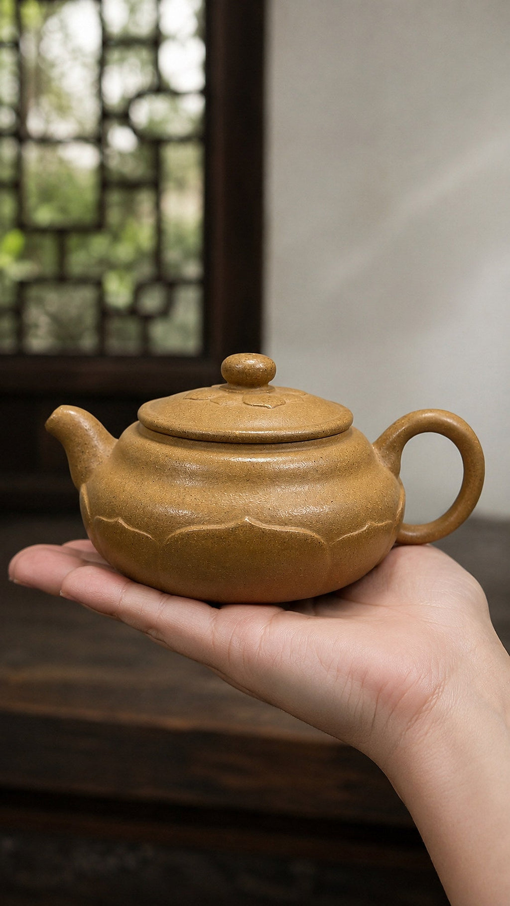 Handmade Lianyun Yixing Zisha Teapot – Golden Duanni Clay, 180ml