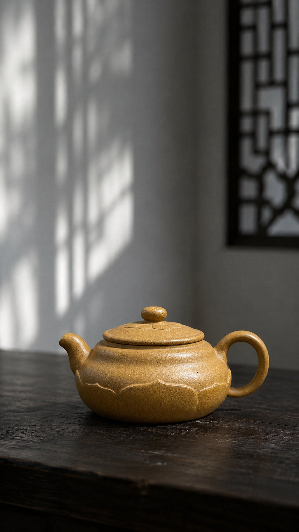 Handmade Lianyun Yixing Zisha Teapot – Golden Duanni Clay, 180ml