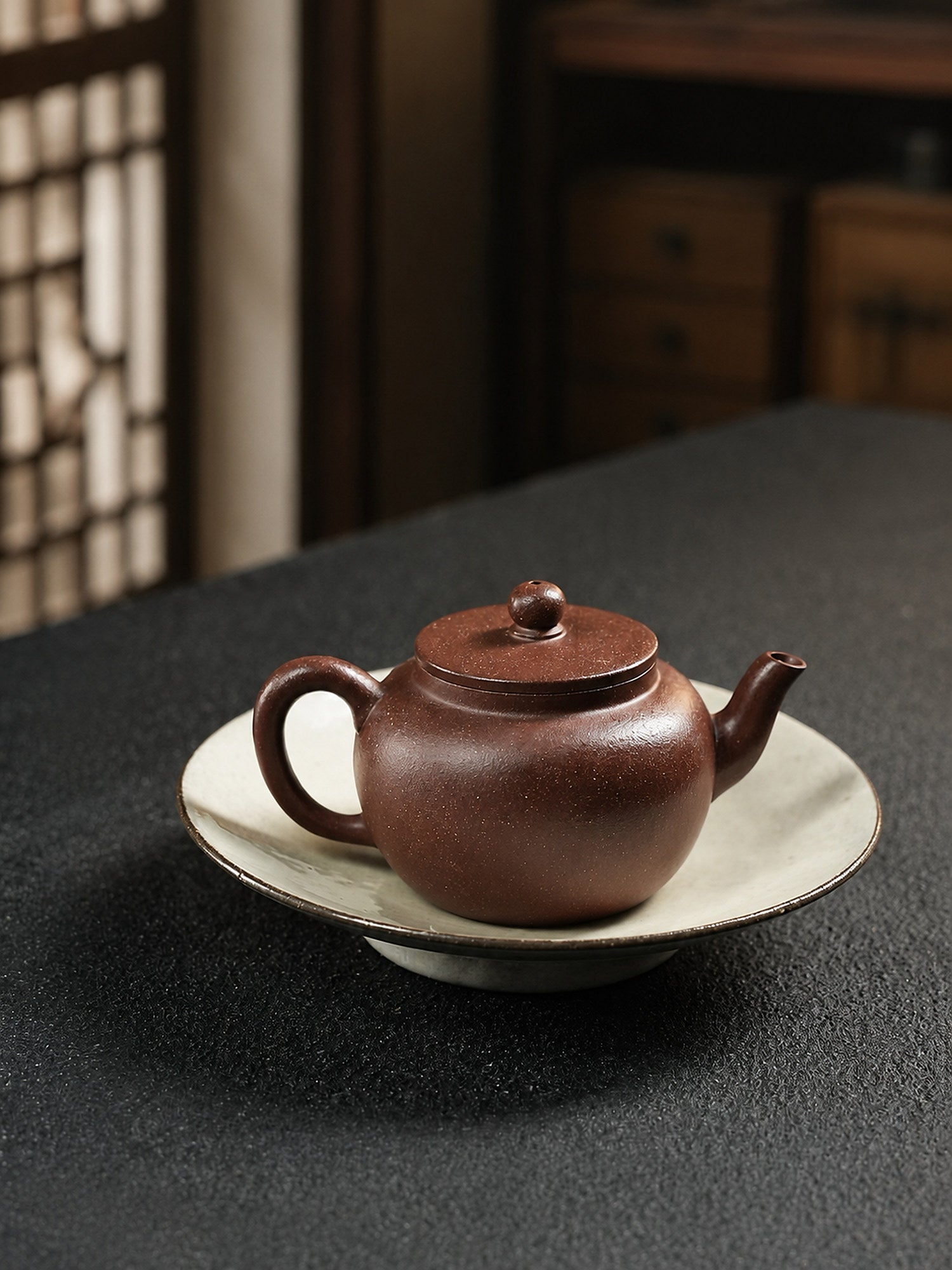 Lianzi Yixing Zisha Teapot – Zini Clay, 150ml