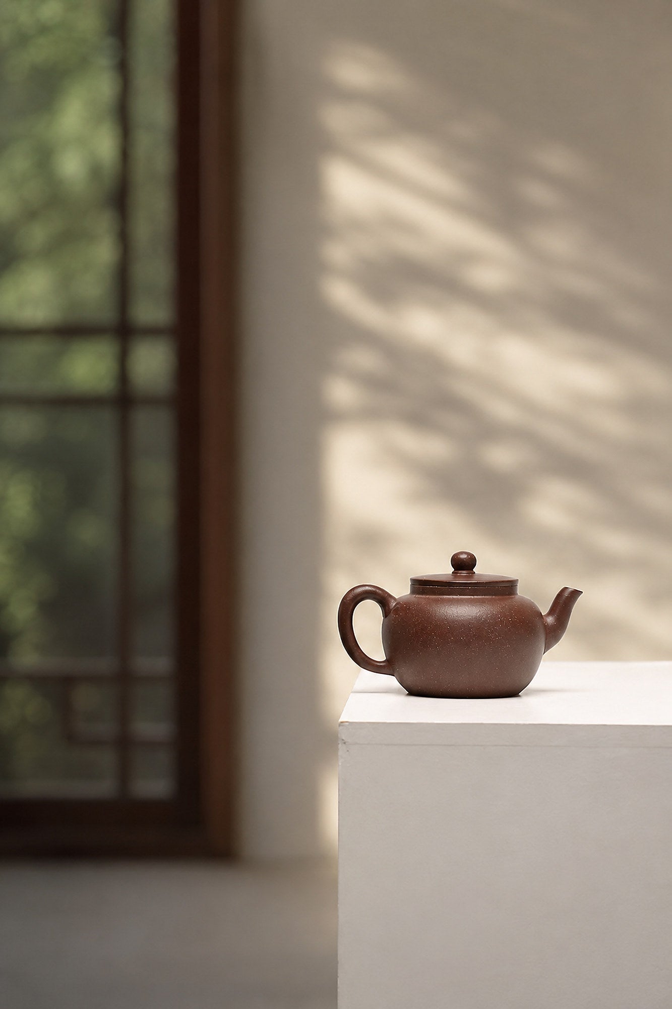 Lianzi Yixing Zisha Teapot – Zini Clay, 150ml