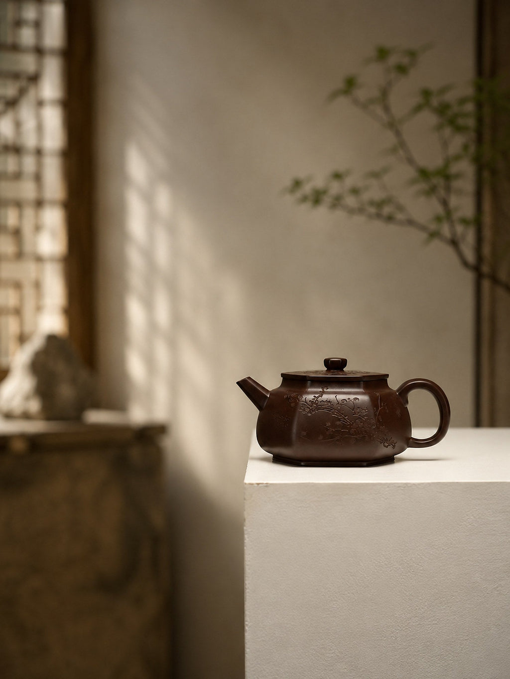 Liu Fang Yu Jing Yixing Zisha Teapot – Aged Zini Clay, 150ml