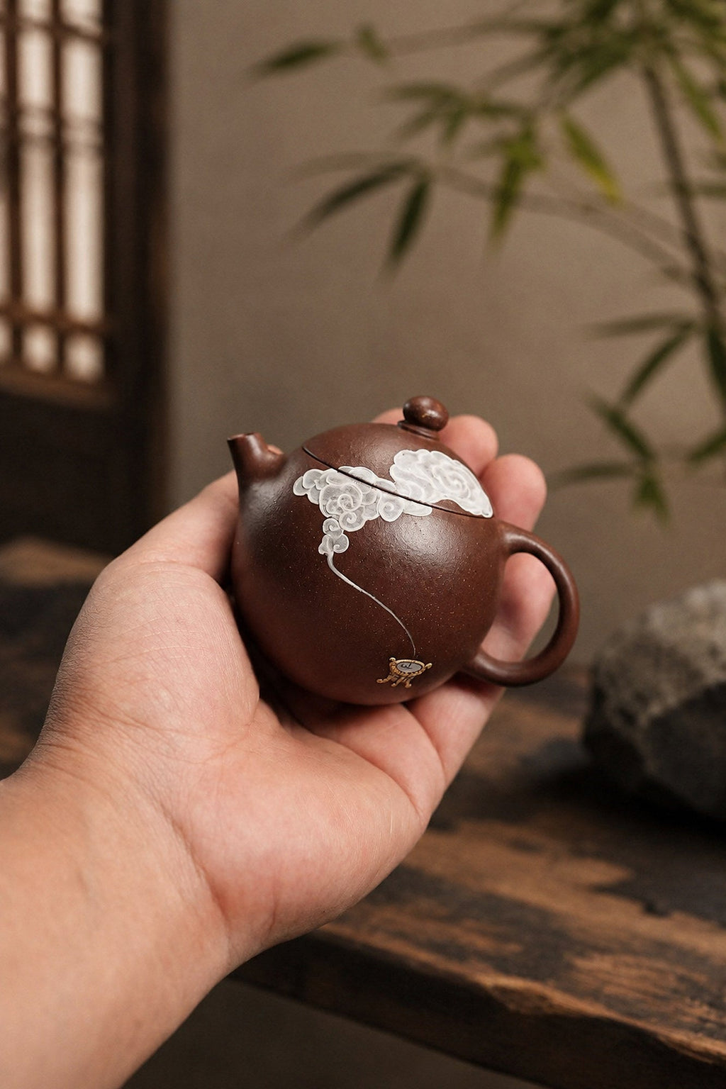 Longdan Yixing Zisha Teapot – Aged Zini Clay, 100ml
