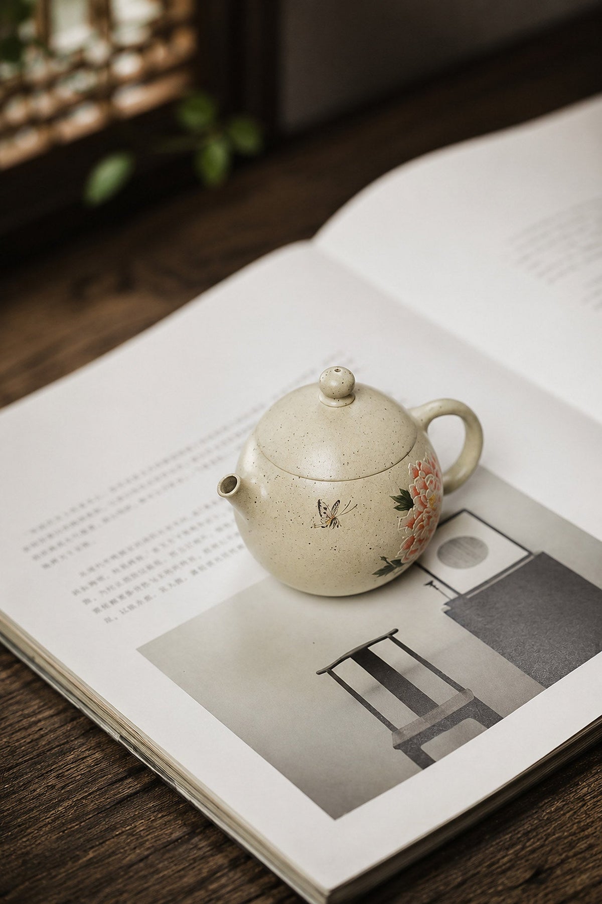 Longdan Yixing Zisha Teapot – Baiyu Duanni Clay, 100ml