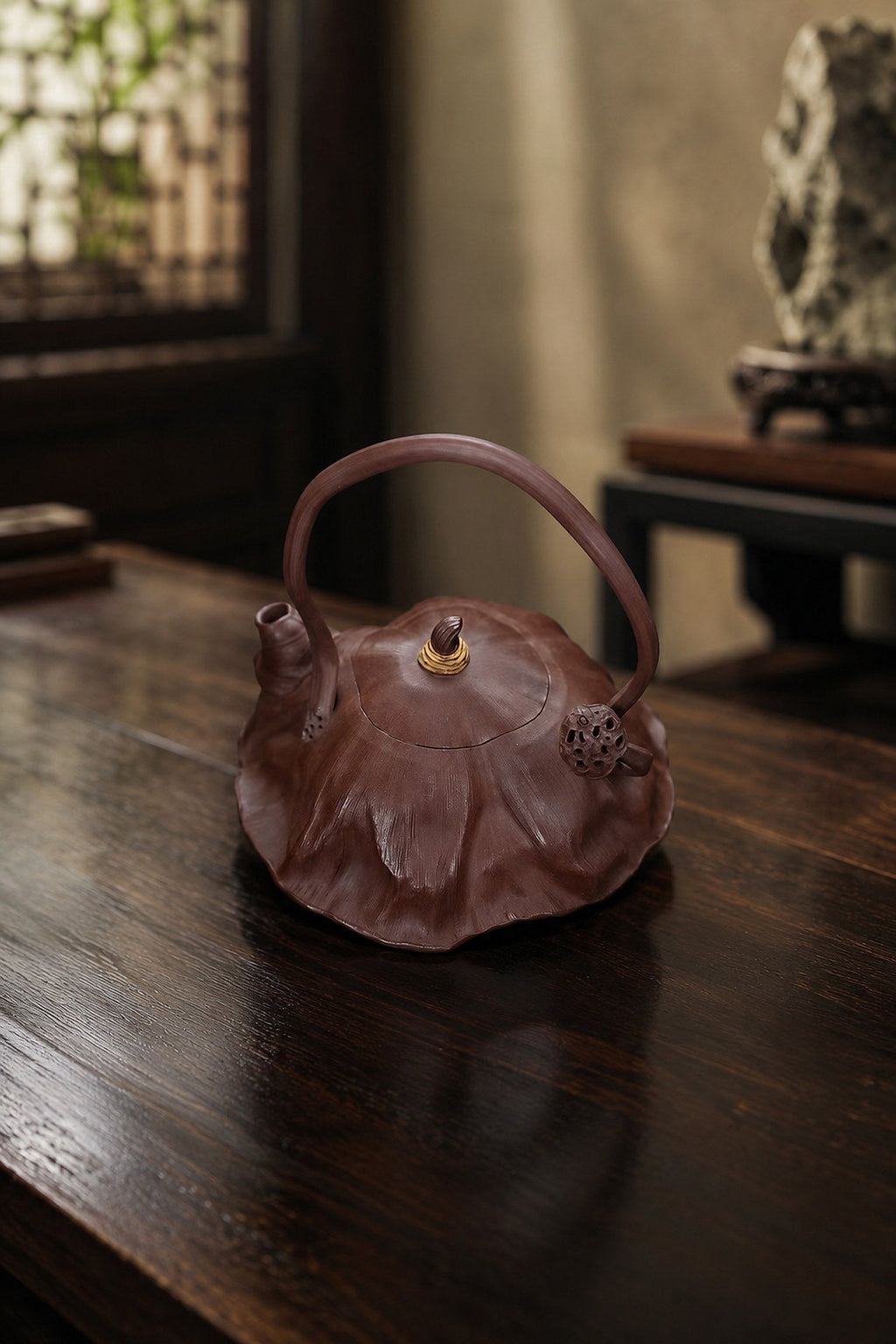Handmade Lotus-Leaf Sculptural Form Yixing Zisha Teapot – Aged Zini Clay, 180ml