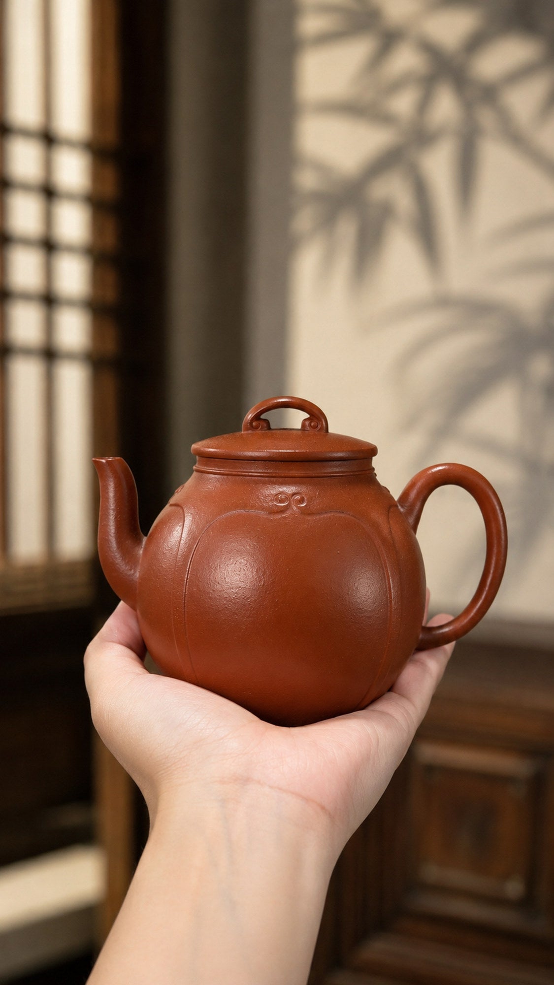 Handmade Palace Lantern Yixing Zisha Teapot – Dahongpao Clay, 160ml
