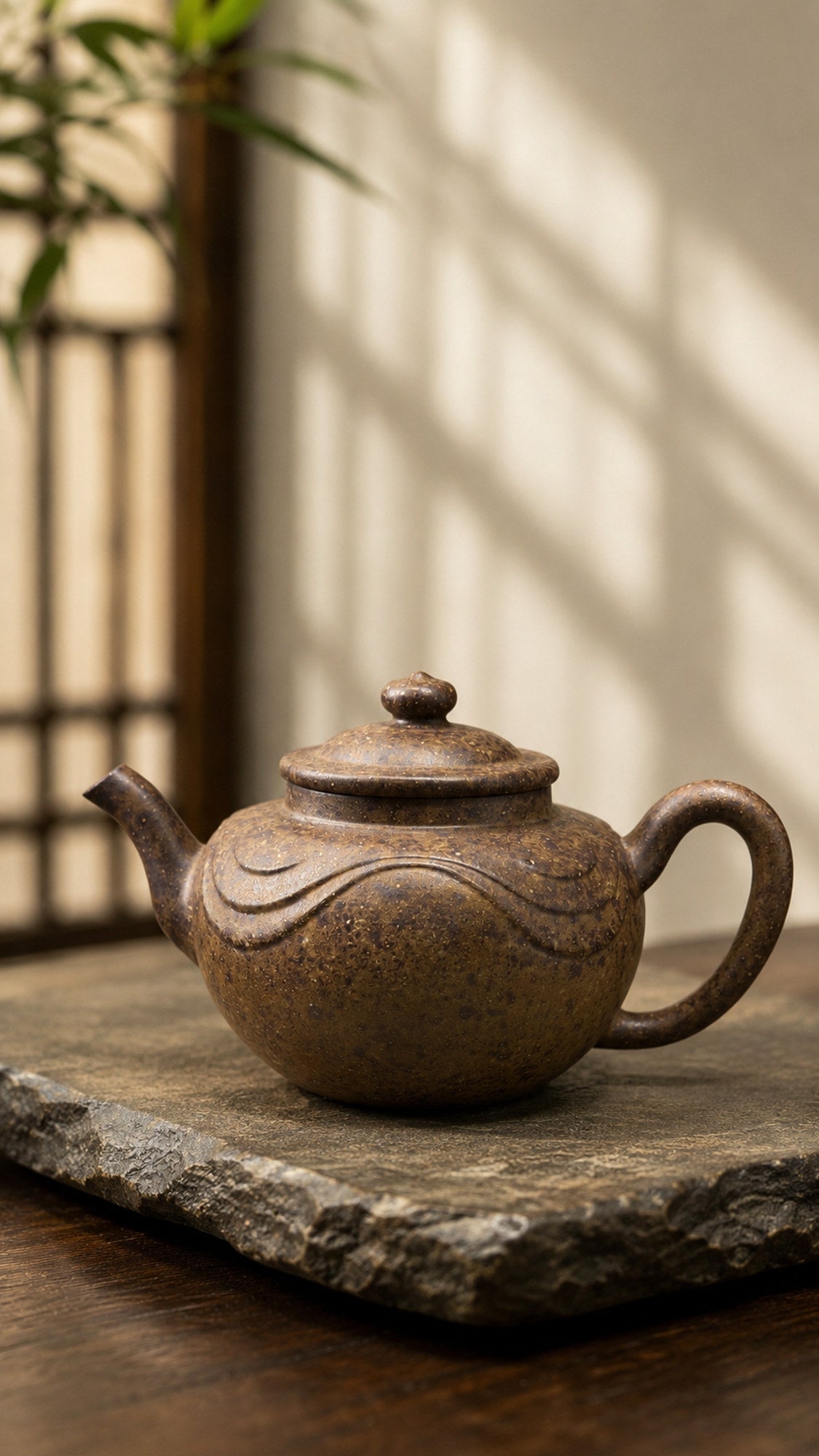 Palace Lantern Yixing Zisha Teapot – Xiekeqing Clay, 200ml