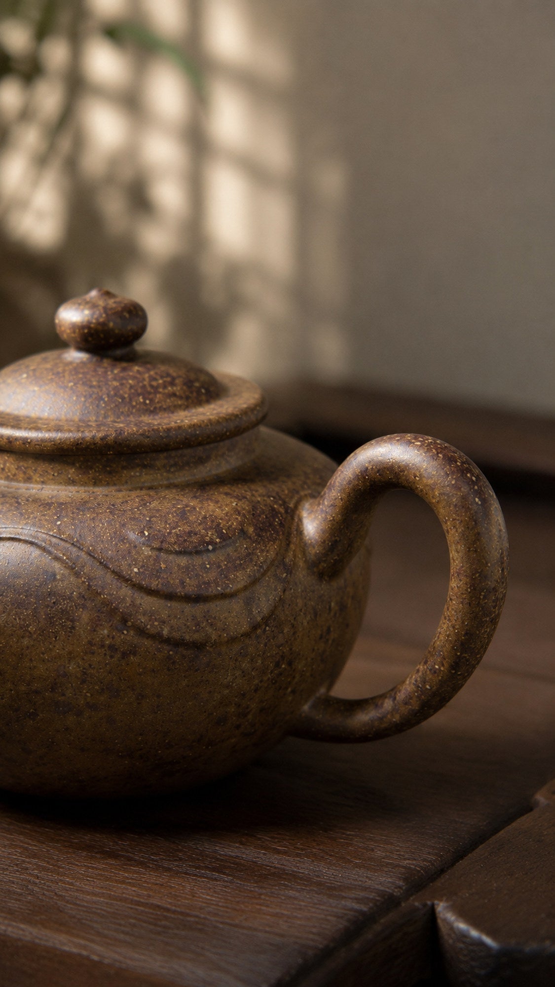 Palace Lantern Yixing Zisha Teapot – Xiekeqing Clay, 200ml