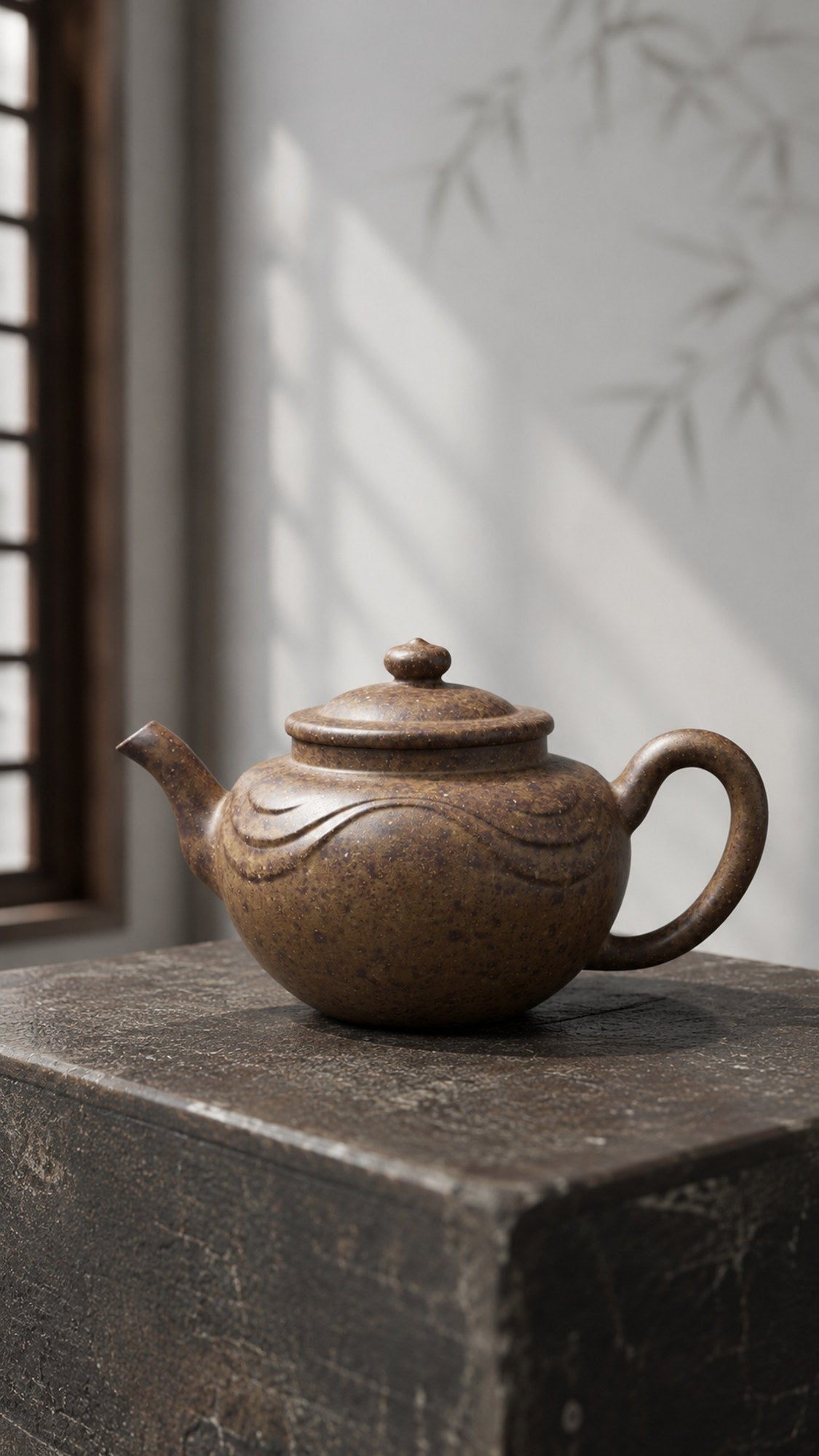 Palace Lantern Yixing Zisha Teapot – Xiekeqing Clay, 200ml
