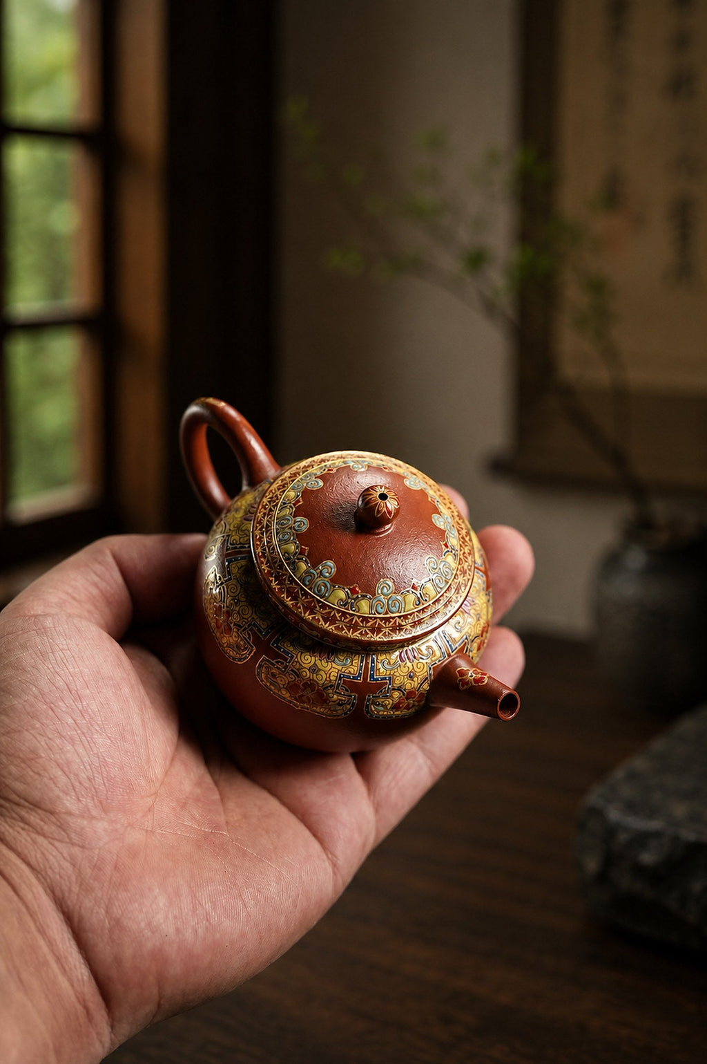 Palace Lantern Yixing Zisha Teapot – Zhuni Clay, 100ml