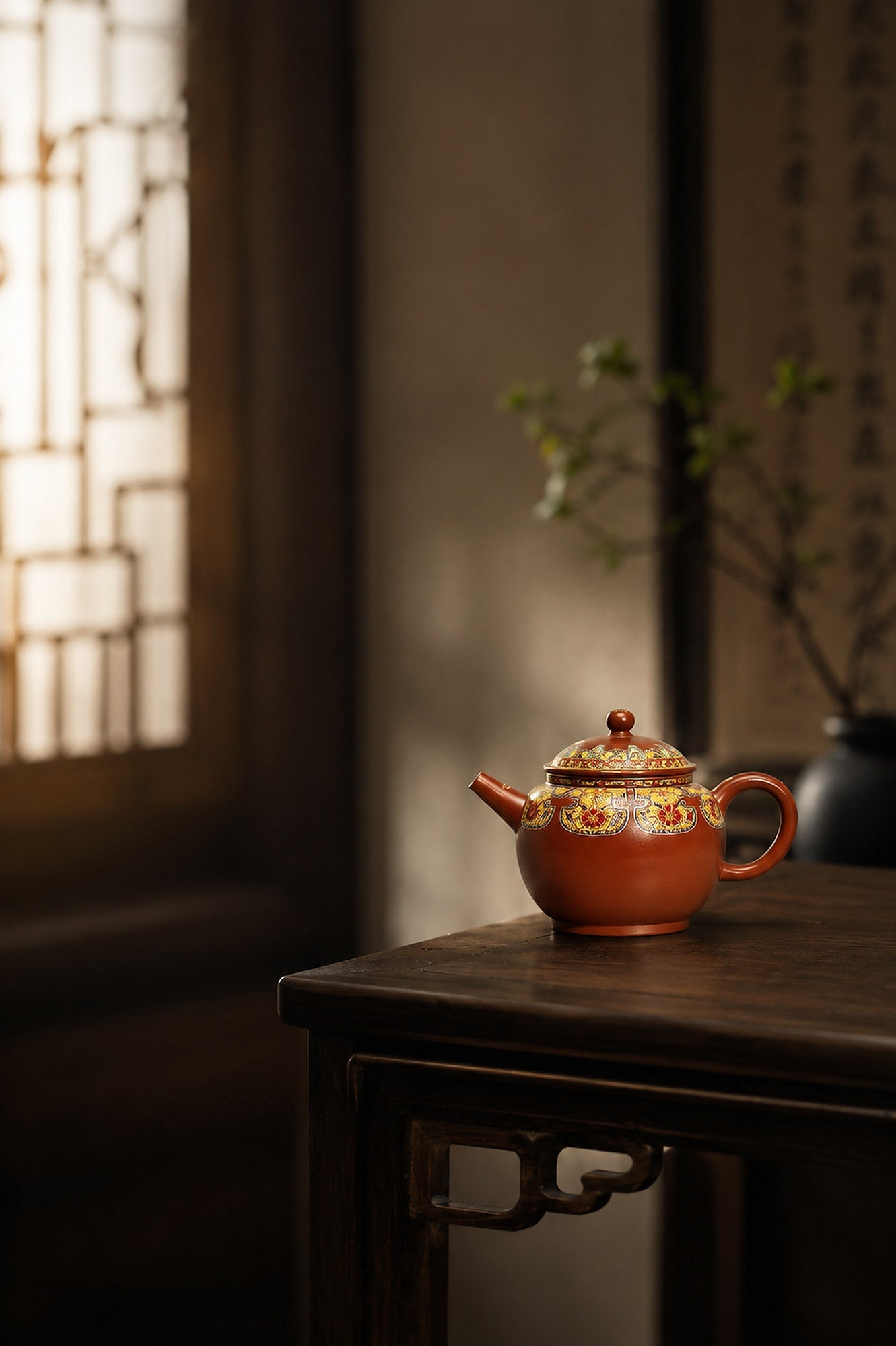 Palace Lantern Yixing Zisha Teapot – Zhuni Clay, 100ml