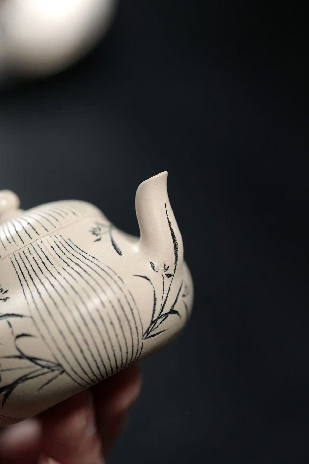 Handmade Aili Yixing Zisha Teapot – Baiyu Duanni Clay, 100ml