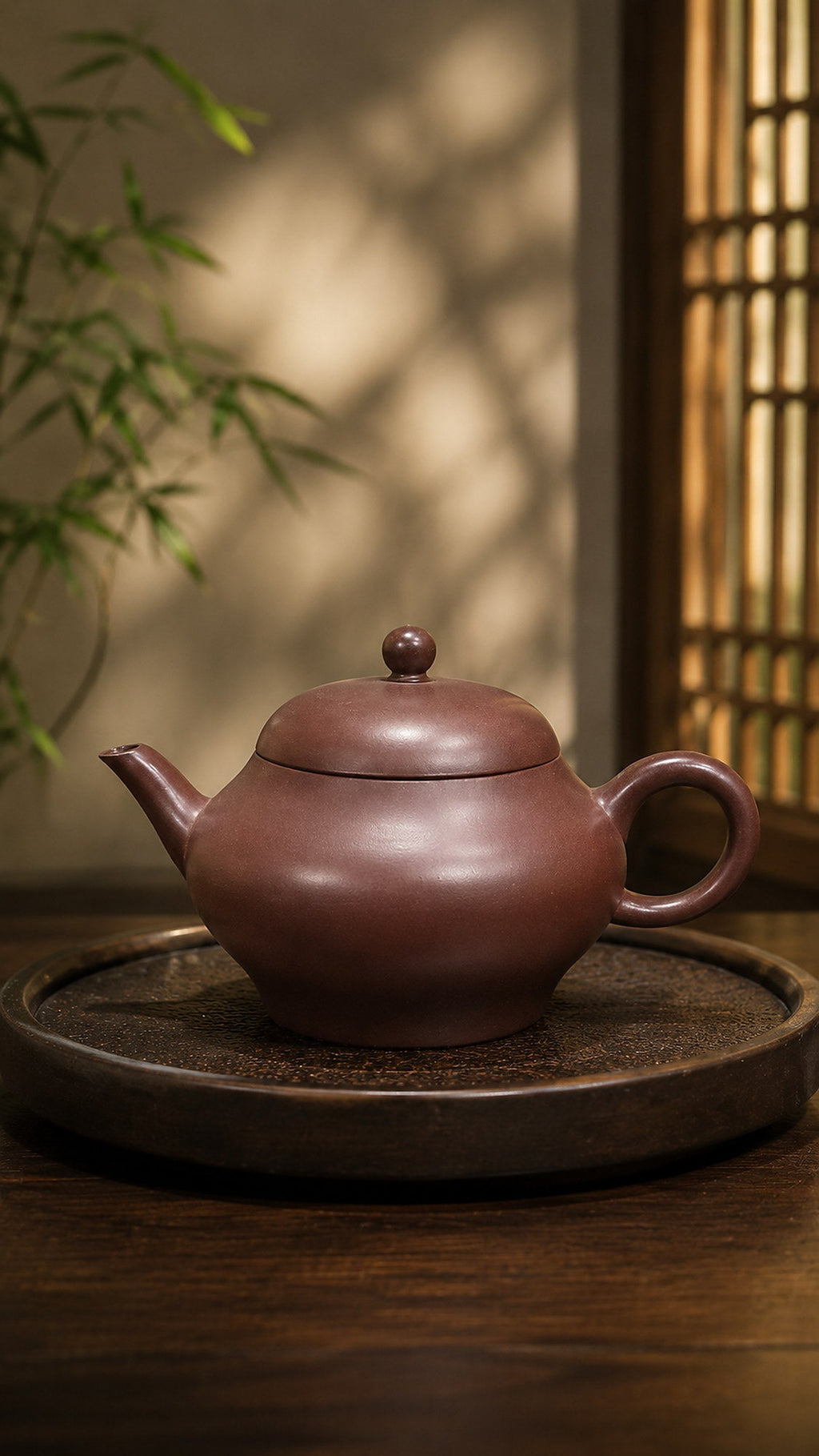 Handmade Pear-Shaped Yixing Zisha Teapot – Longxuesha Clay, 100ml
