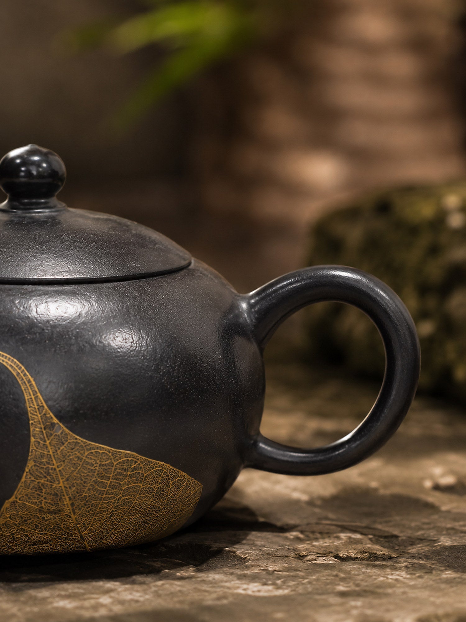 Pear-Shaped Yixing Zisha Teapot – Reduction-Fired Zhuni Clay, 90ml