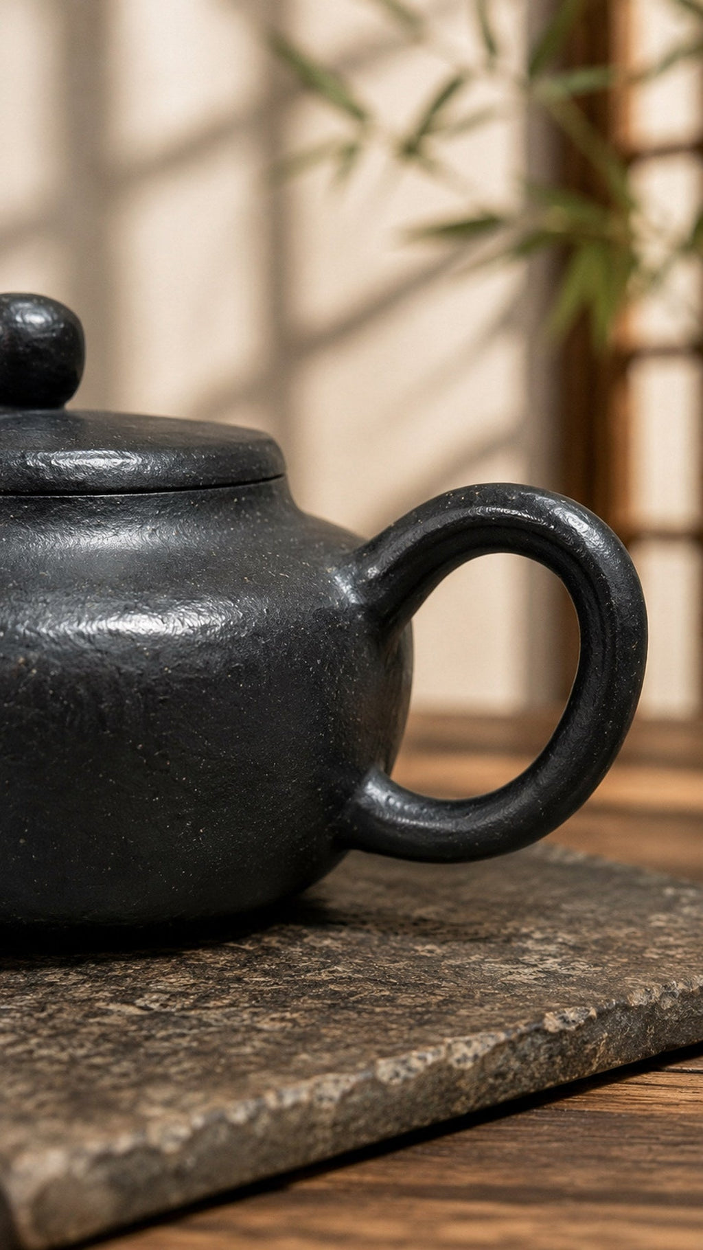 Pear-Shaped Yixing Zisha Teapot – Reduction-Fired Zhuni Clay, 100ml