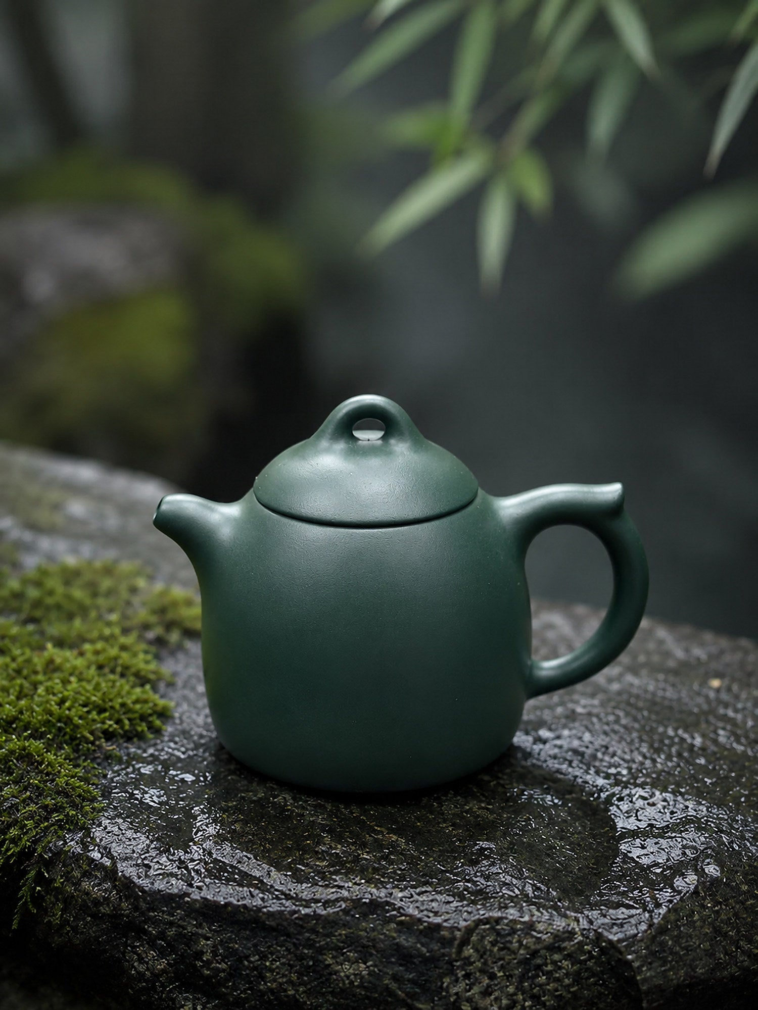 Handmade Qinquan Yixing Zisha Teapot – Luni Clay, 180ml