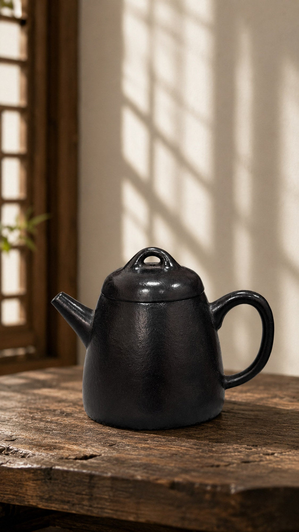 Qinquan Yixing Zisha Teapot – Reduction-Fired Zhuni Clay, 90ml