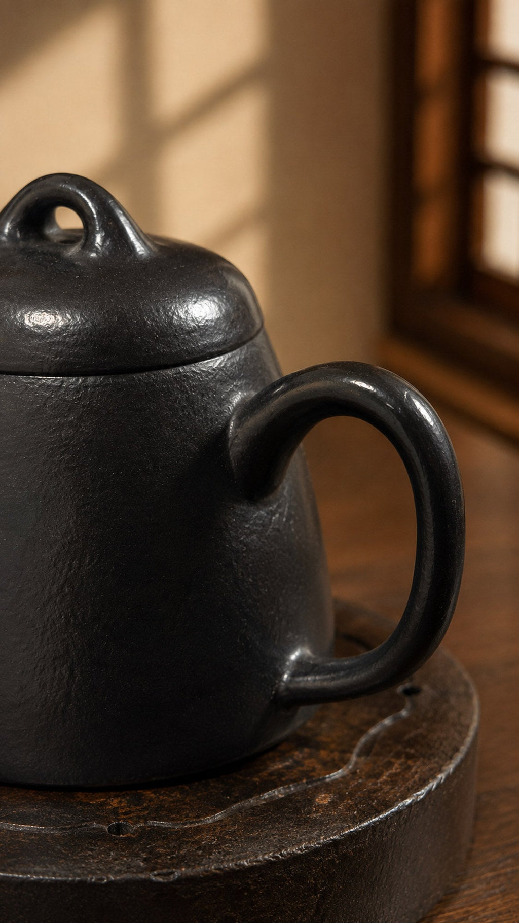Qinquan Yixing Zisha Teapot – Reduction-Fired Zhuni Clay, 90ml