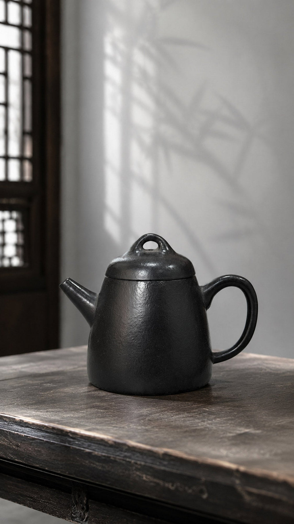 Qinquan Yixing Zisha Teapot – Reduction-Fired Zhuni Clay, 90ml