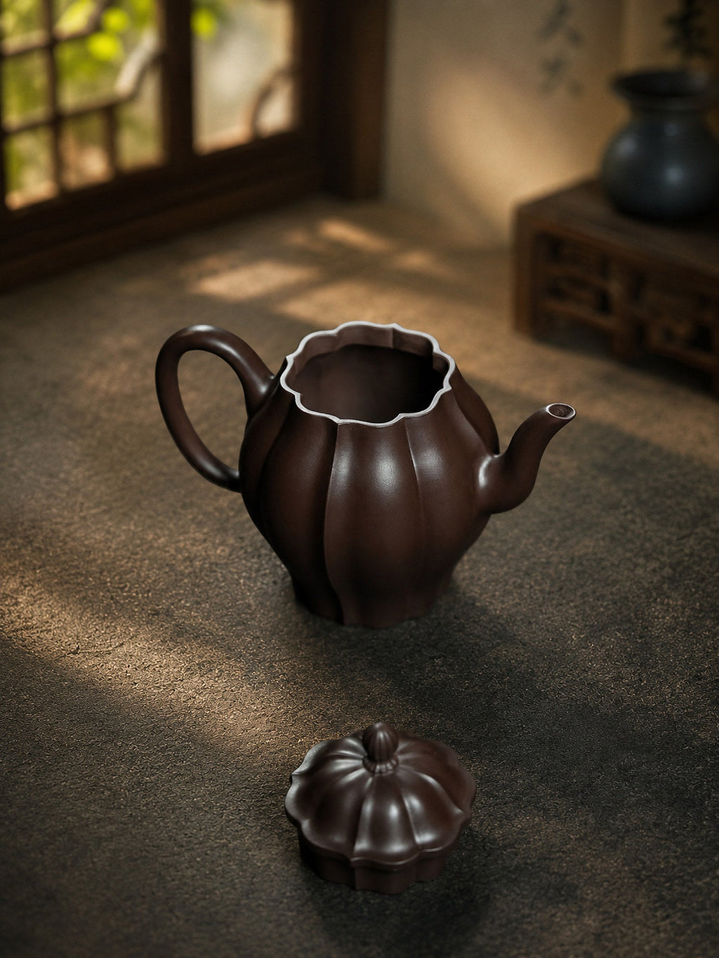 Handmade Ribbed Form Yixing Zisha Teapot – Aged Zini Clay, 150ml