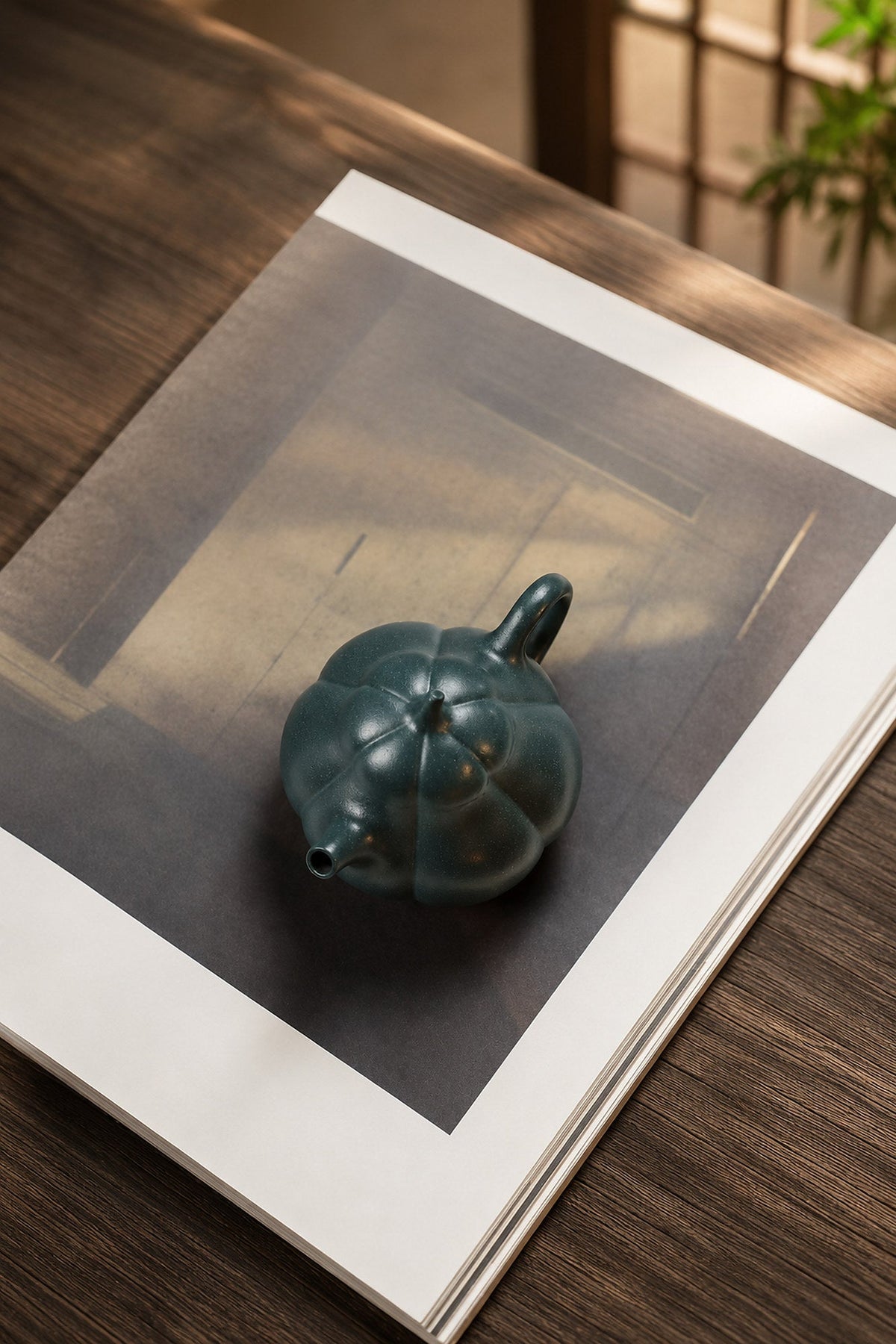 Handmade Ribbed Form Yixing Zisha Teapot – Luni Clay, 125ml