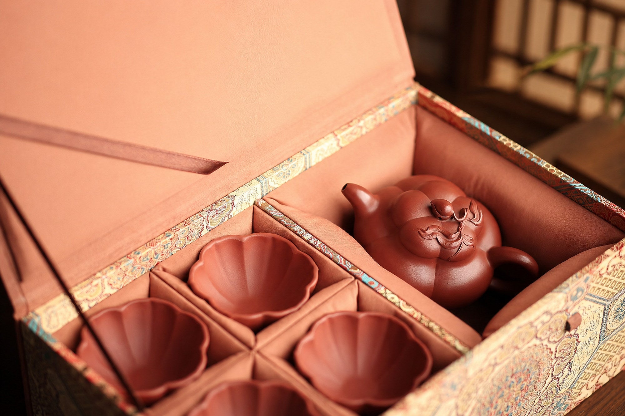 Handmade Ribbed Form Yixing Zisha Teapot – Zhuni Clay, 200ml