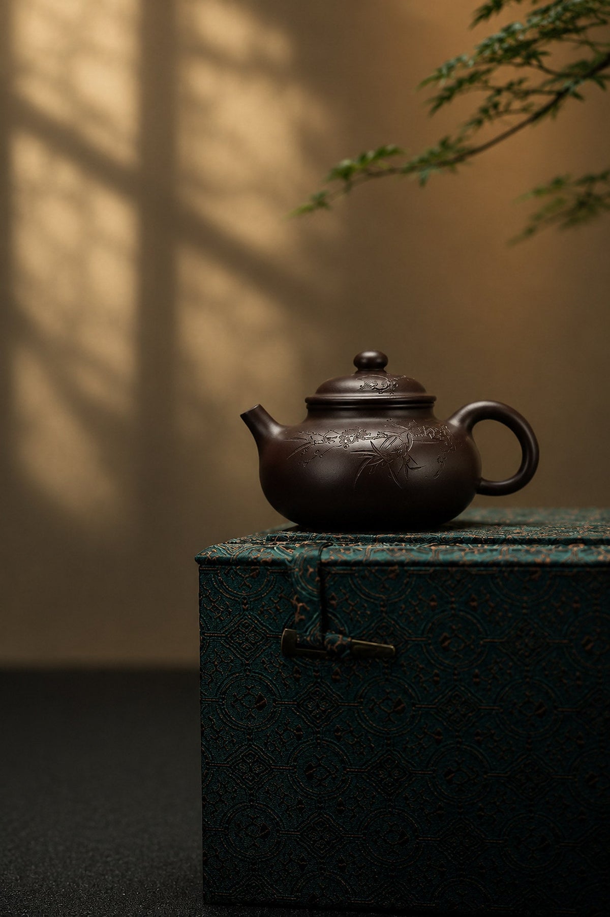 Rongtian Yixing Zisha Teapot – Aged Zini Clay, 150ml