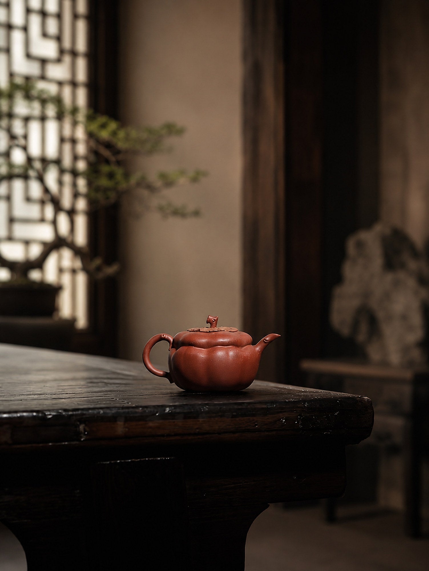 Handmade Sculptural Form Yixing Zisha Teapot – Aged Duanni Clay, 125ml