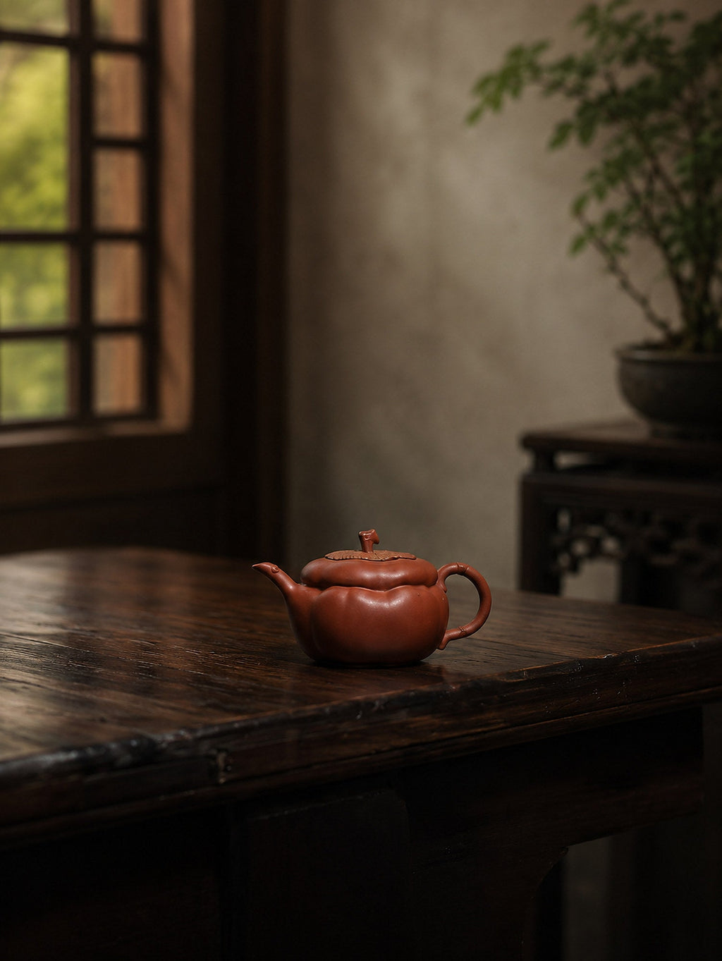 Handmade Sculptural Form Yixing Zisha Teapot – Aged Duanni Clay, 125ml