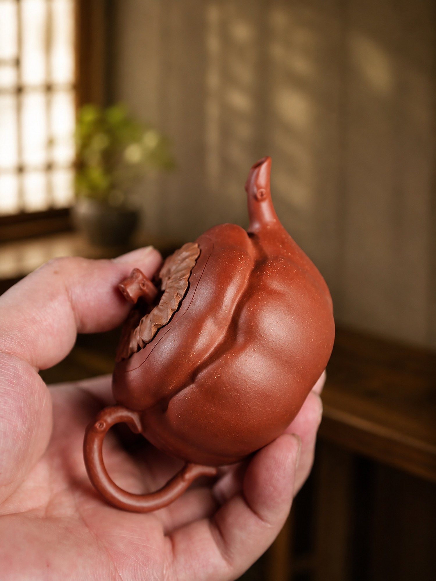 Handmade Sculptural Form Yixing Zisha Teapot – Aged Duanni Clay, 125ml