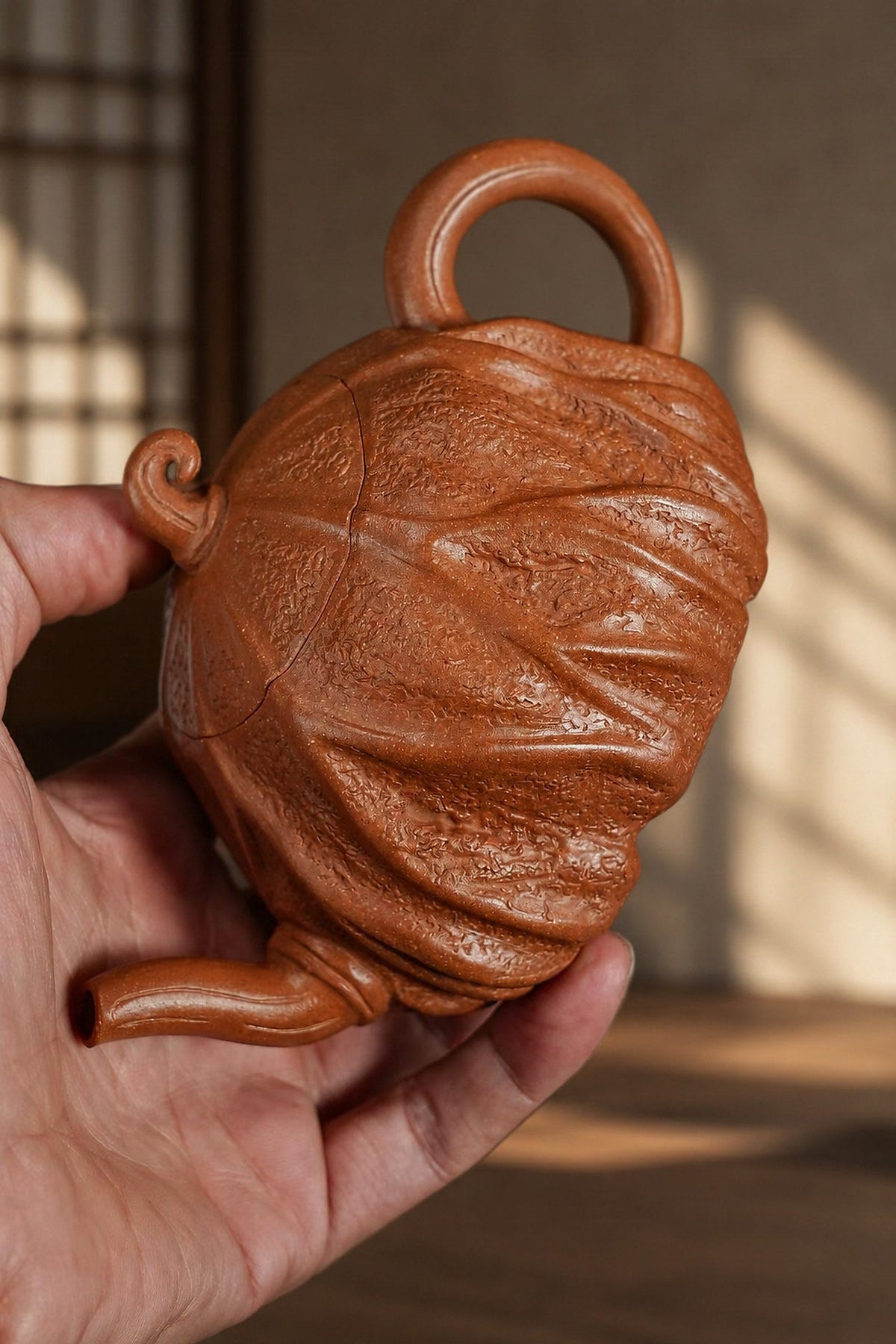 Handmade Sculptural Form Yixing Zisha Teapot – Aged Duanni Clay, 260ml