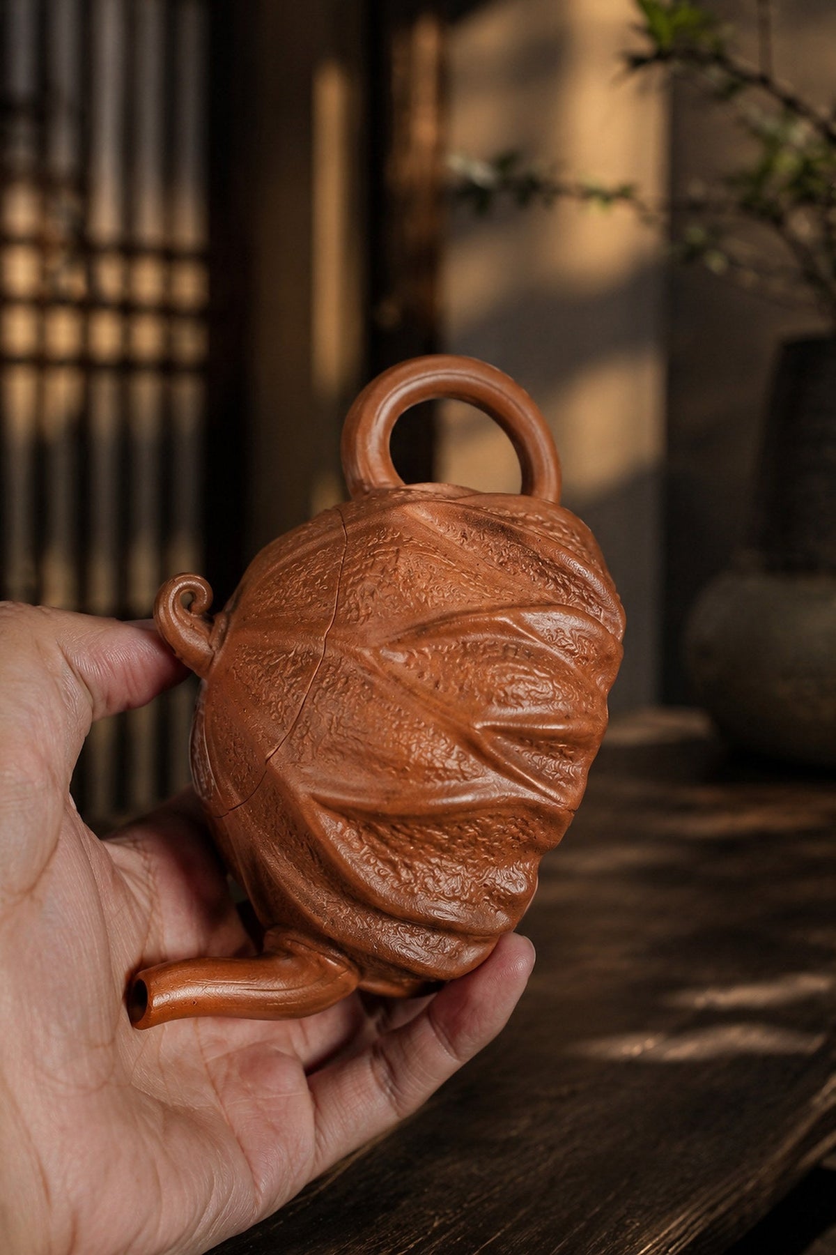 Handmade Sculptural Form Yixing Zisha Teapot – Aged Duanni Clay, 260ml
