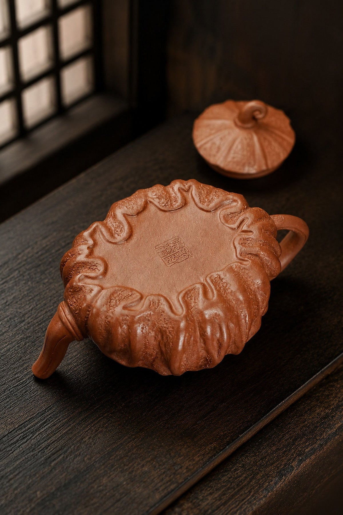Handmade Sculptural Form Yixing Zisha Teapot – Aged Duanni Clay, 260ml