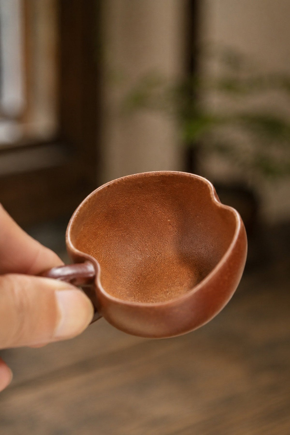 Handmade Sculptural Form Yixing Zisha Teapot – Aged Duanni Clay, 100ml