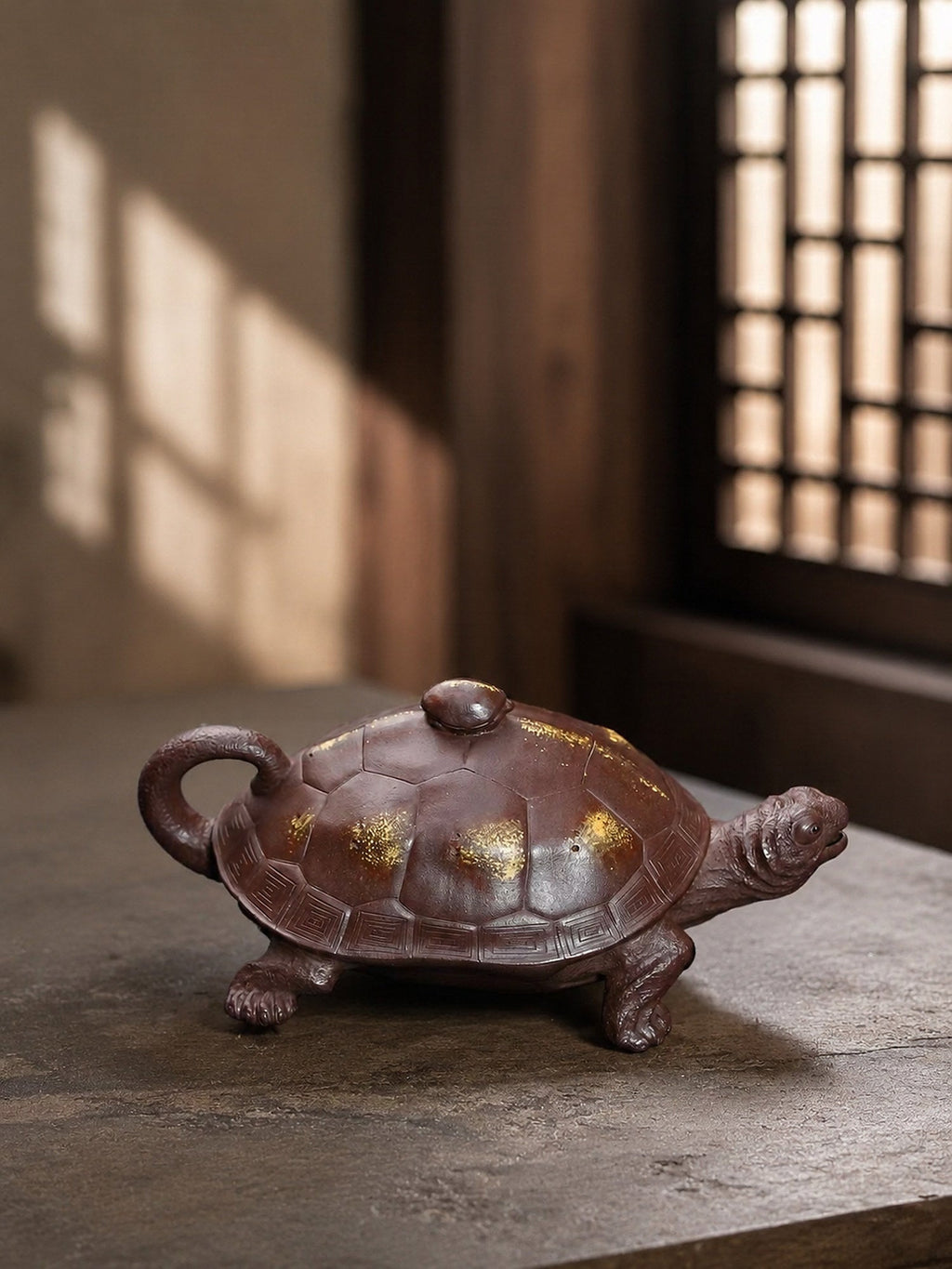 Handmade Sculptural Form Yixing Zisha Teapot – Aged Zini Clay, 130ml
