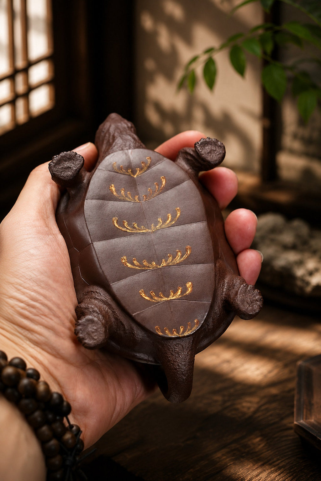 Handmade Sculptural Form Yixing Zisha Teapot – Aged Zini Clay, 130ml