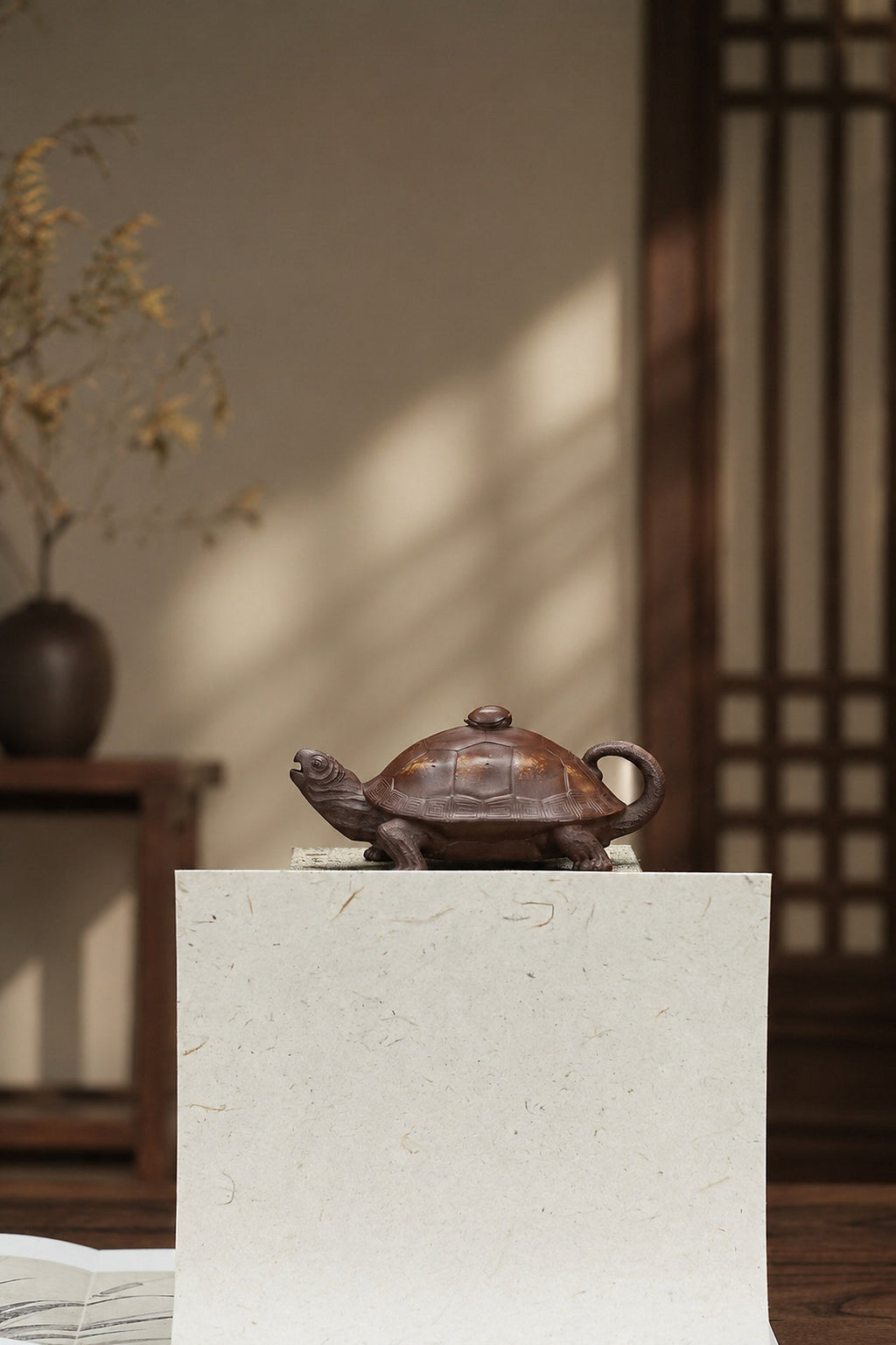 Handmade Sculptural Form Yixing Zisha Teapot – Aged Zini Clay, 130ml