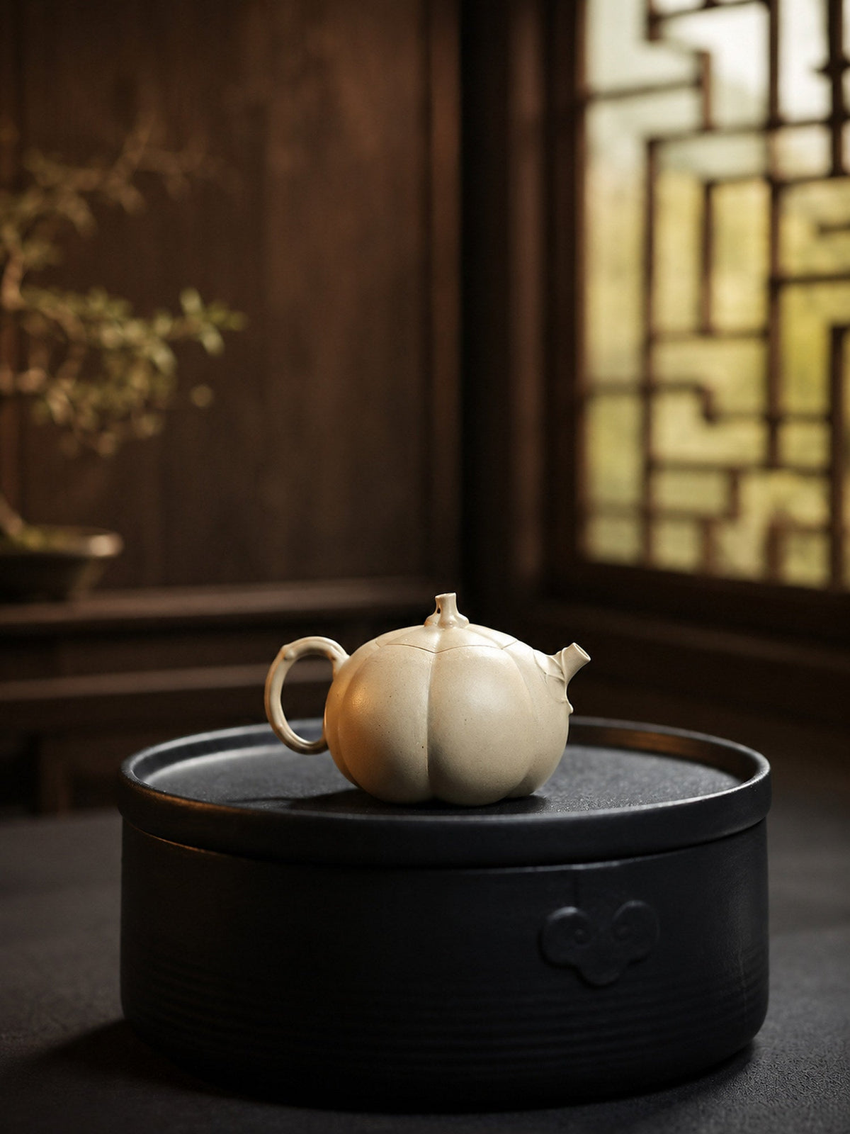 Handmade Sculptural Form Yixing Zisha Teapot – Baiyu Duanni Clay, 150ml – No. 311