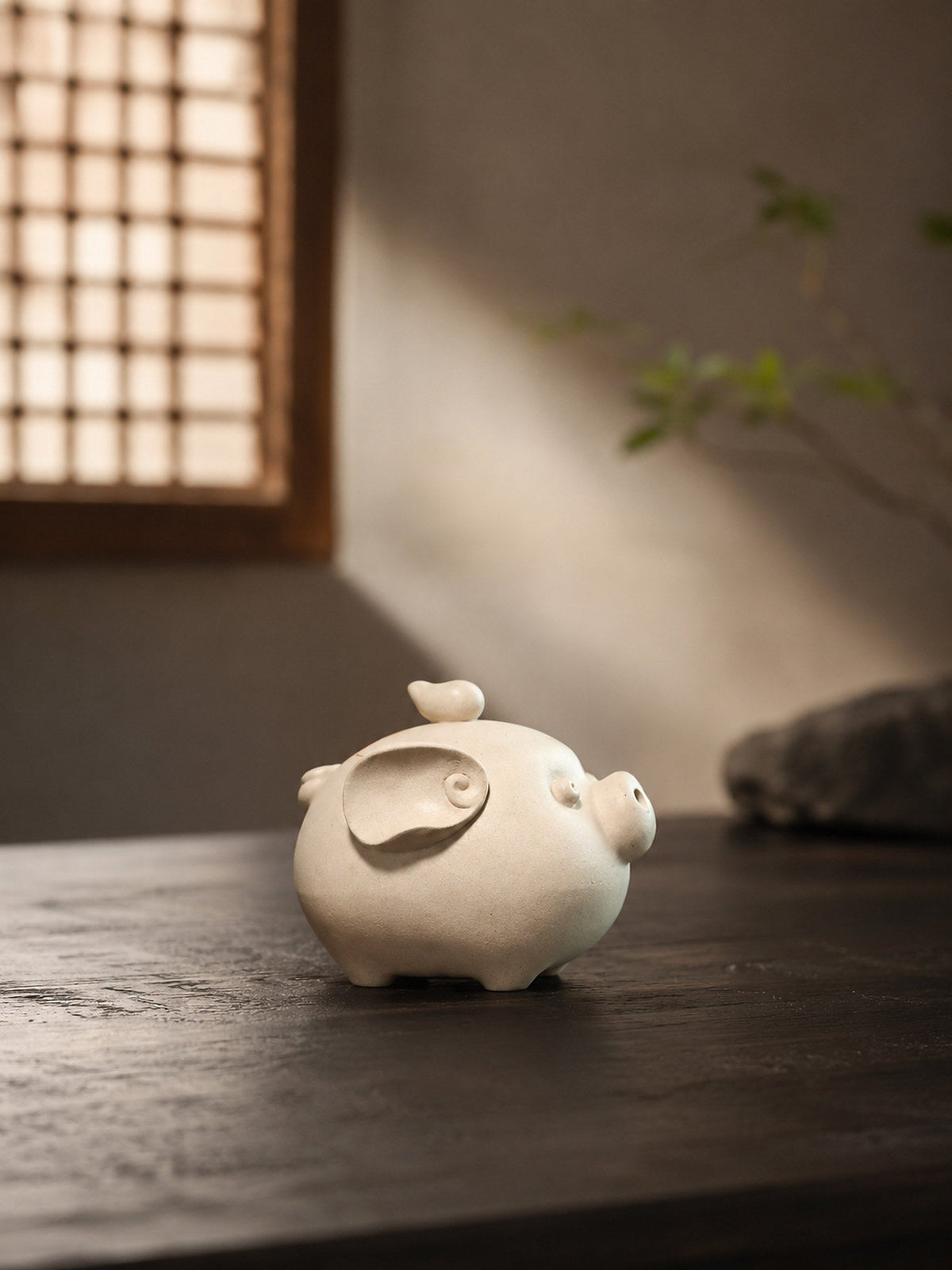 Handmade Sculptural Form Yixing Zisha Teapot – Baiyu Duanni Clay, 150ml – No. 318