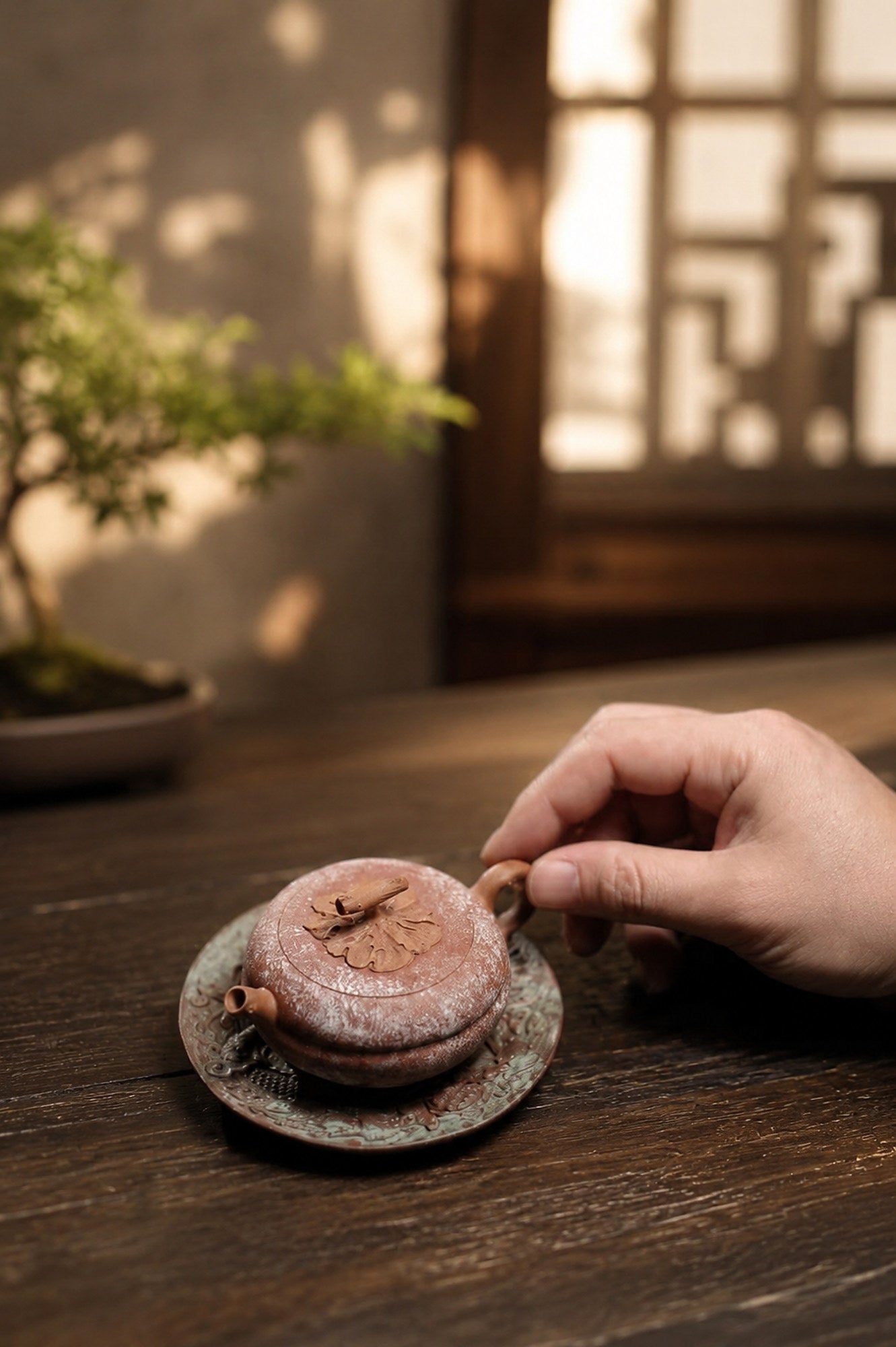 Handmade Sculptural Form Yixing Zisha Teapot – Duanni Clay, 100ml