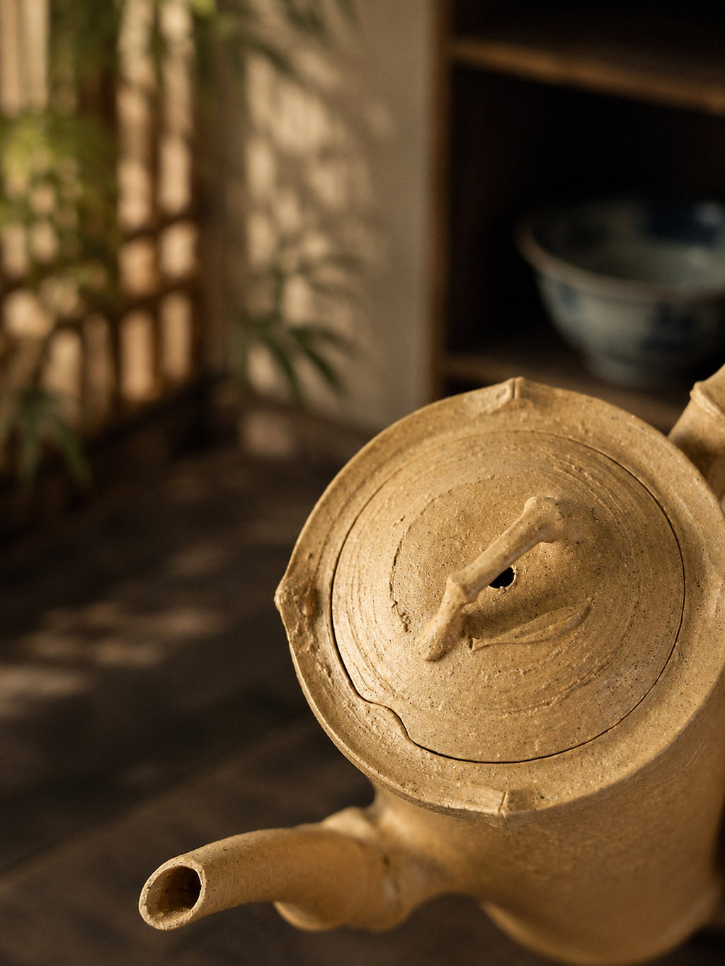 Sculptural Form Yixing Zisha Teapot – Duanni Clay, 135ml
