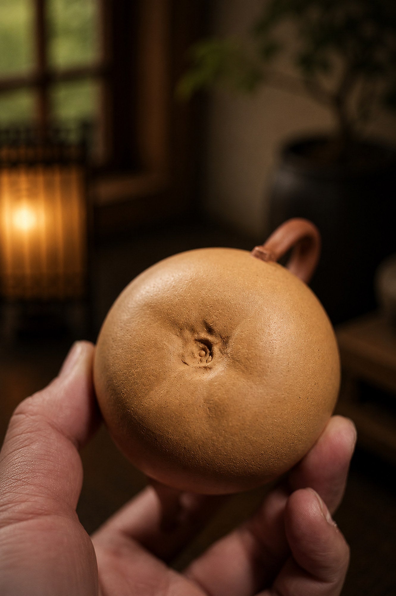 Handmade Sculptural Form Yixing Zisha Teapot – Duanni Clay, 160ml