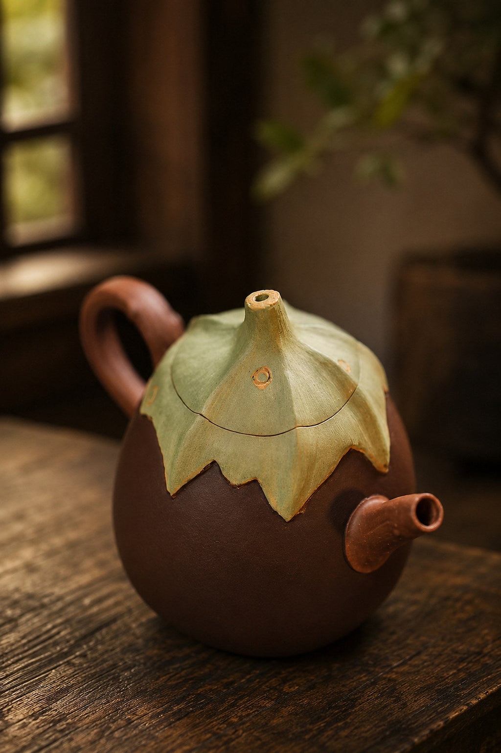 Handmade Sculptural Form Yixing Zisha Teapot – Duanni Clay, 150ml – No. 301