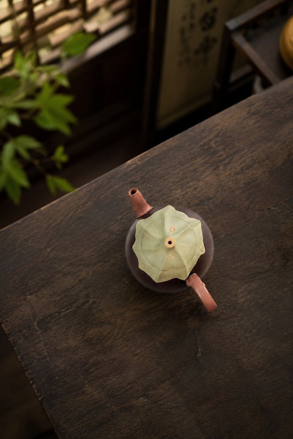 Handmade Sculptural Form Yixing Zisha Teapot – Duanni Clay, 150ml – No. 301