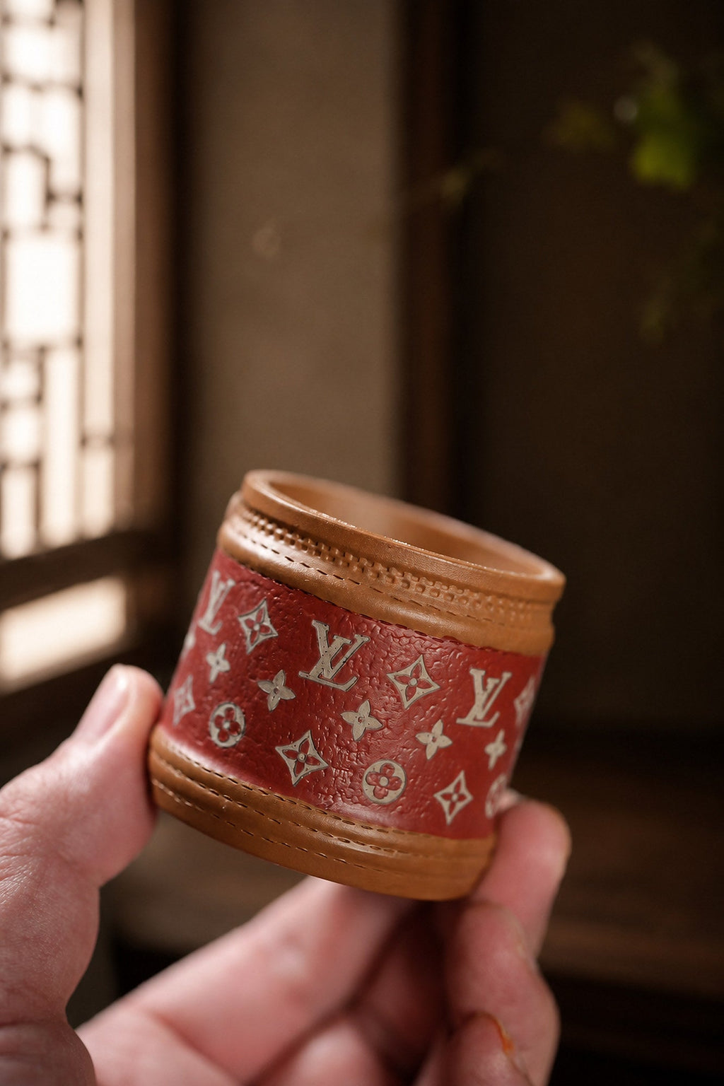 Handmade Sculptural Form Yixing Zisha Teapot – Duanni Clay, 150ml – No. 321