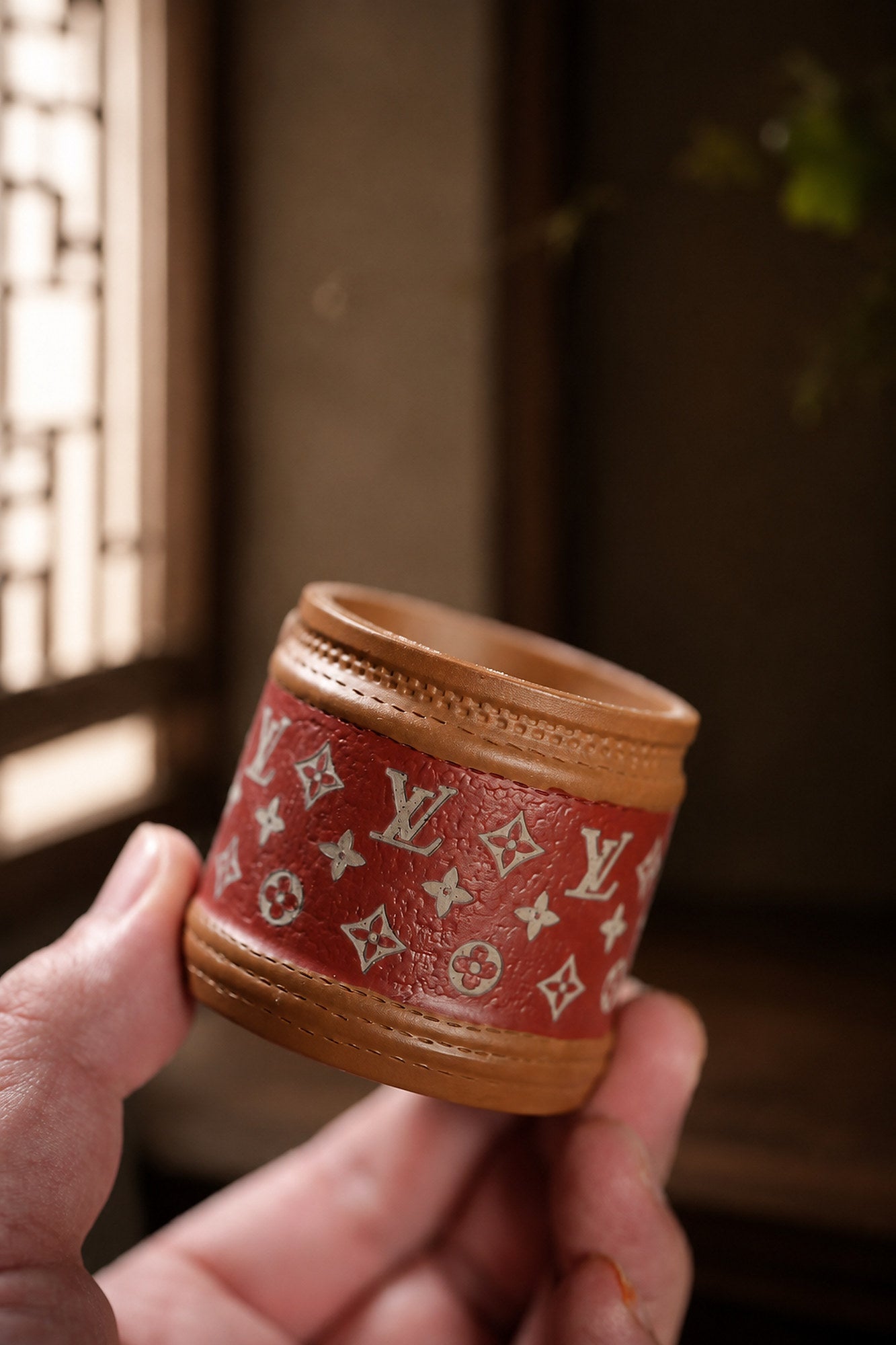 Handmade Sculptural Form Yixing Zisha Teapot – Duanni Clay, 150ml – No. 321