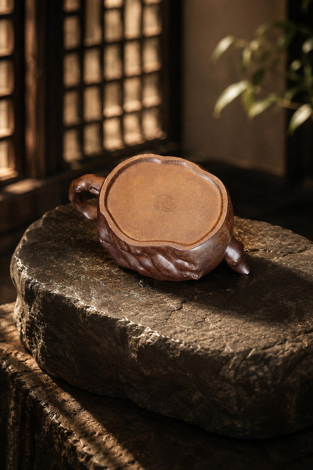 Sculptural Form Yixing Zisha Teapot – Duanni Clay, 140ml