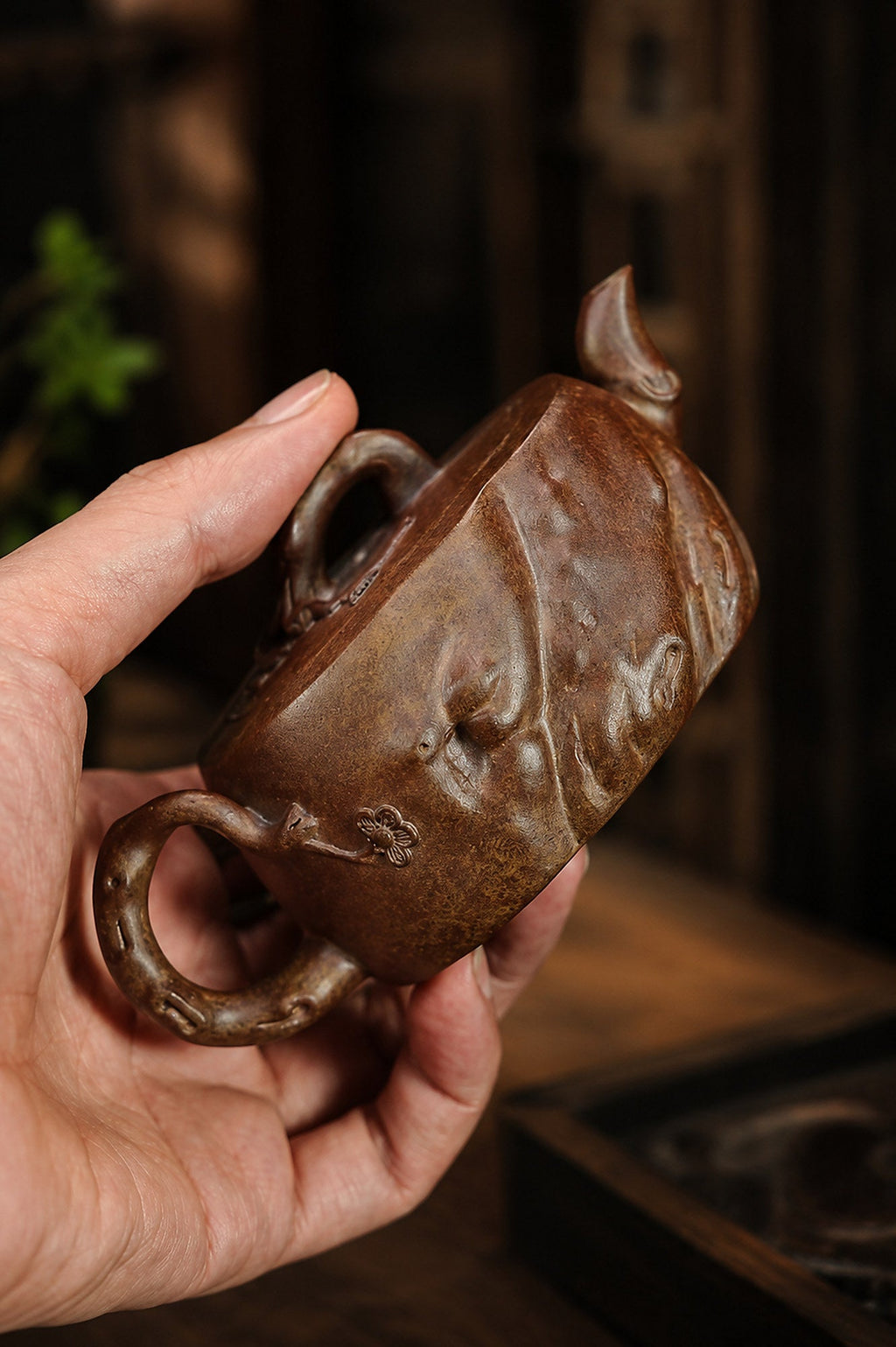 Sculptural Form Yixing Zisha Teapot – Duanni Clay, 140ml